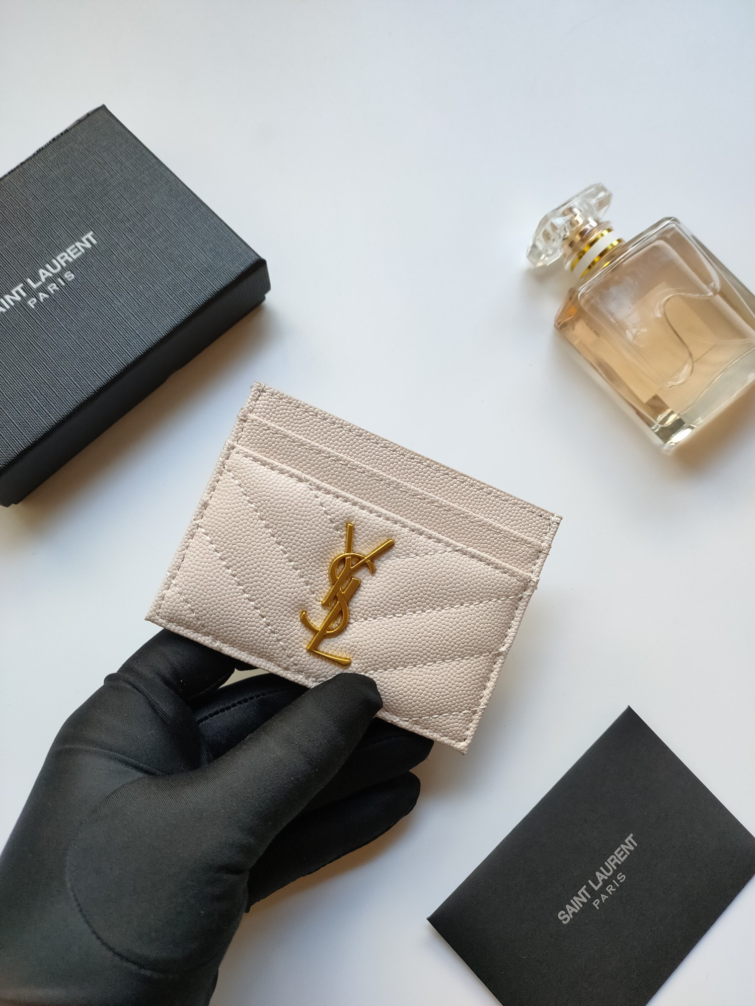 Y51 card holder 10.5×7.5×0.5cm