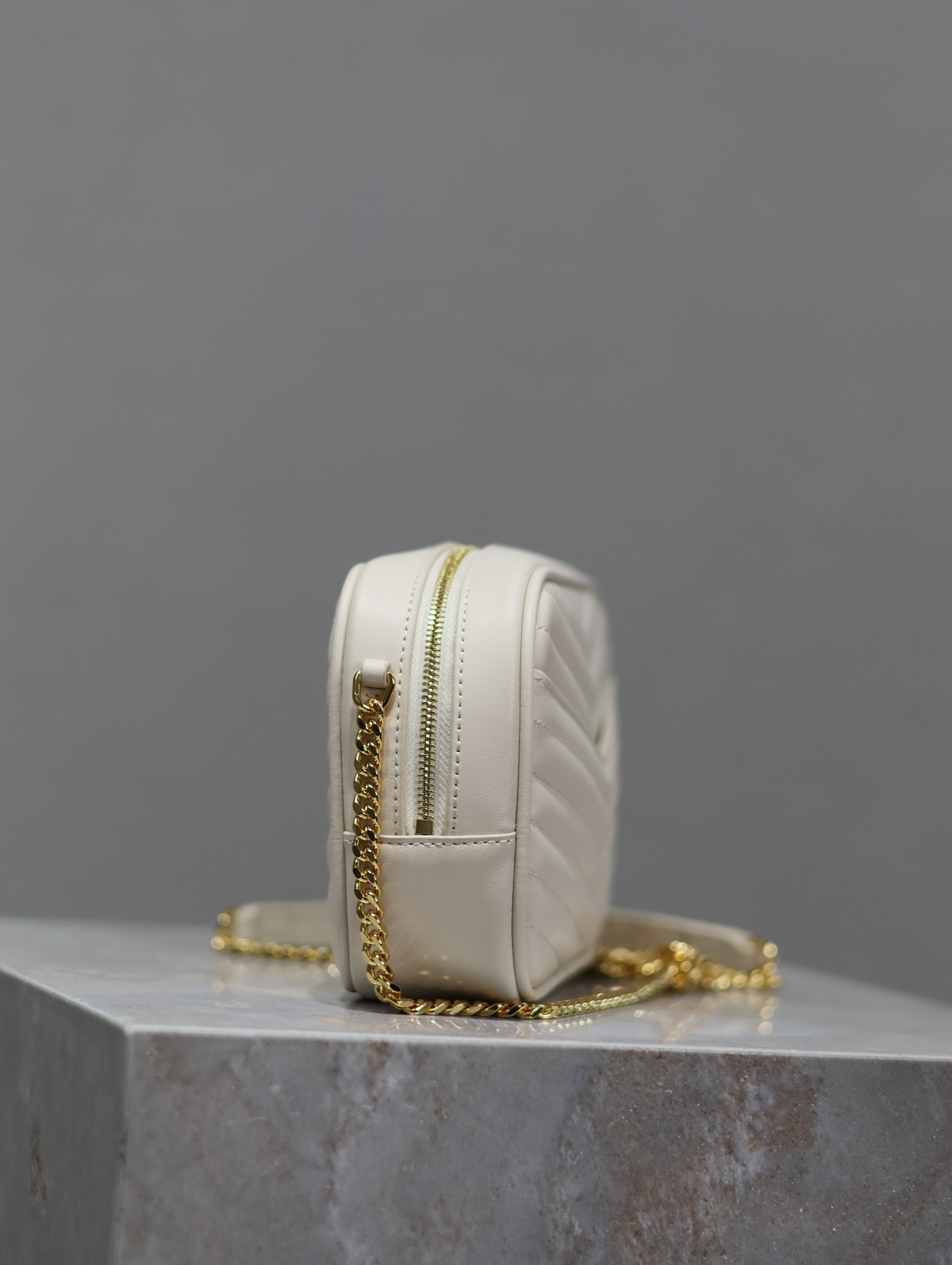 Y51 MINI LOU IN QUILTED LEATHER 7.5 X 4.1 X 2 INCHES