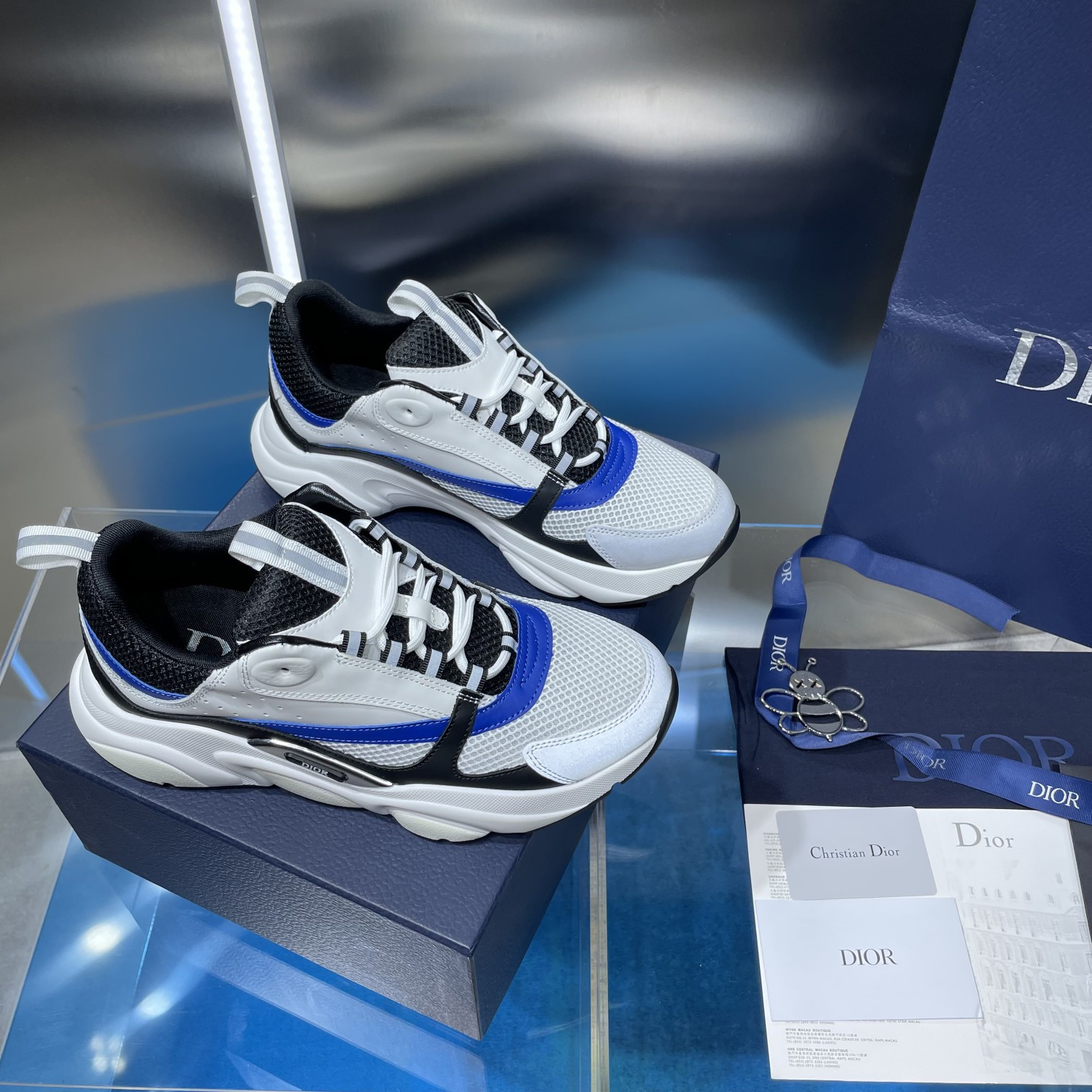 UA D10r B22 white Sneaker