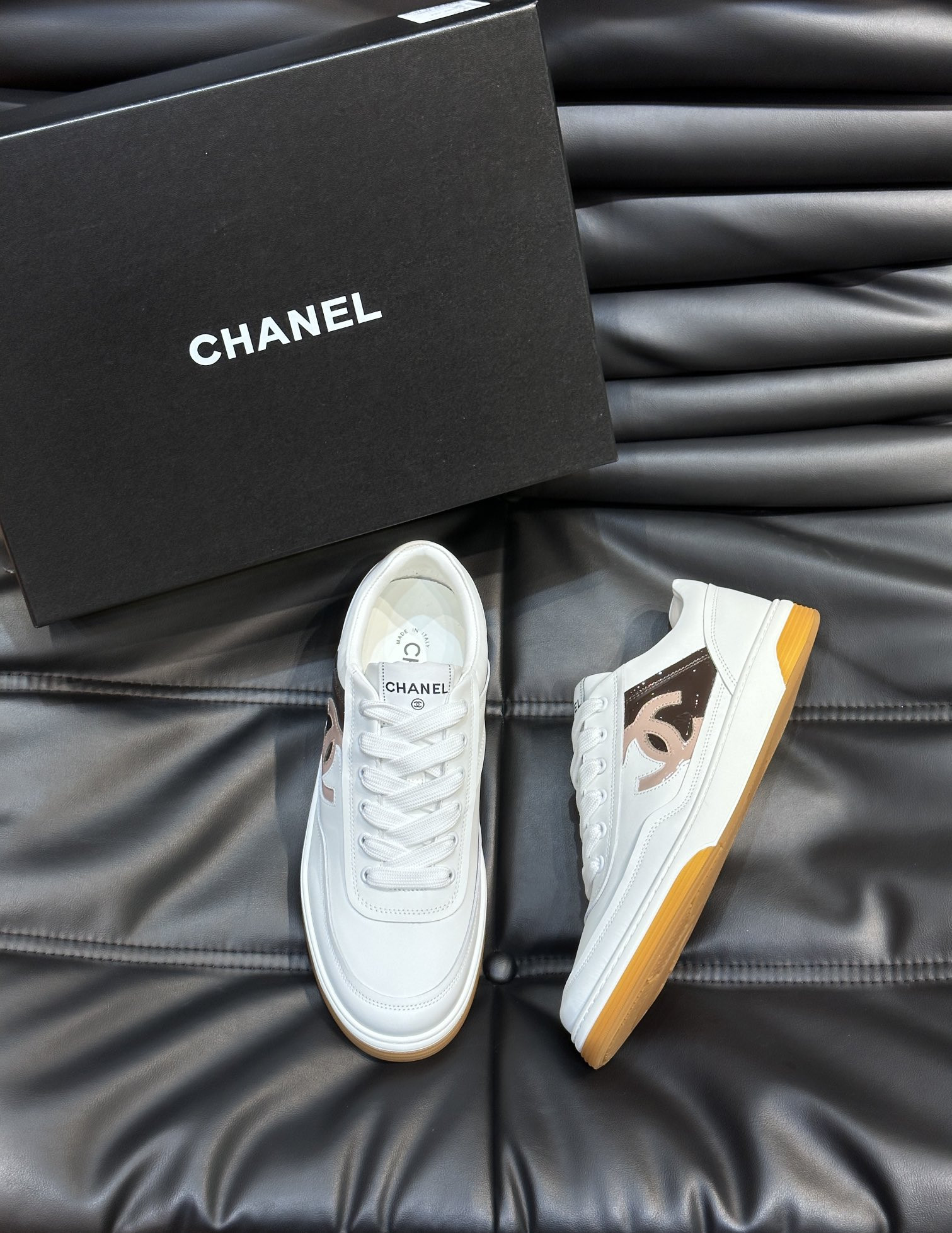 UA Ch**el SNEAKER Calfskin