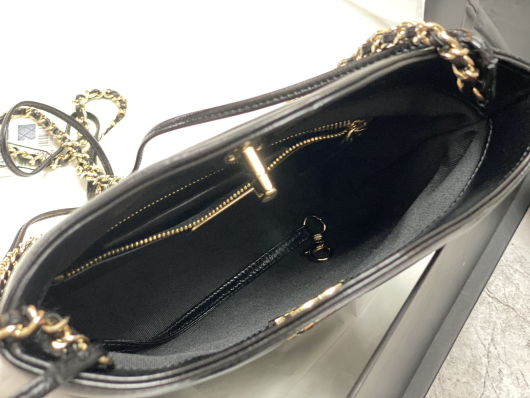 Ch**el MINI SHOPPING BAG Shiny Lambskin & Gold-Tone Metal Black 22x23x5.5cm