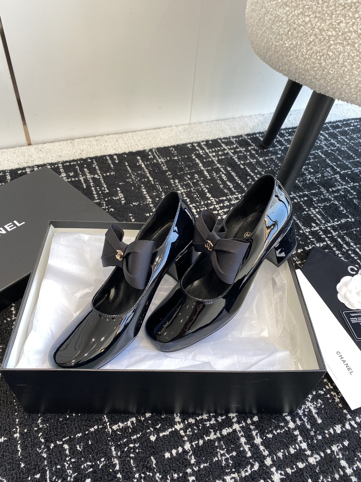 UA Ch**el MARY JANES Patent Calfskin & Grosgrain