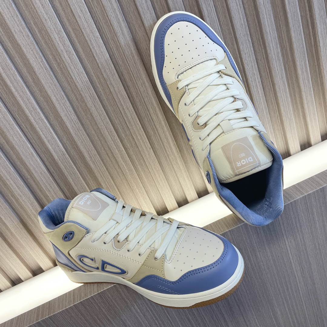 UA D10r B57 Mid-Top Sneaker