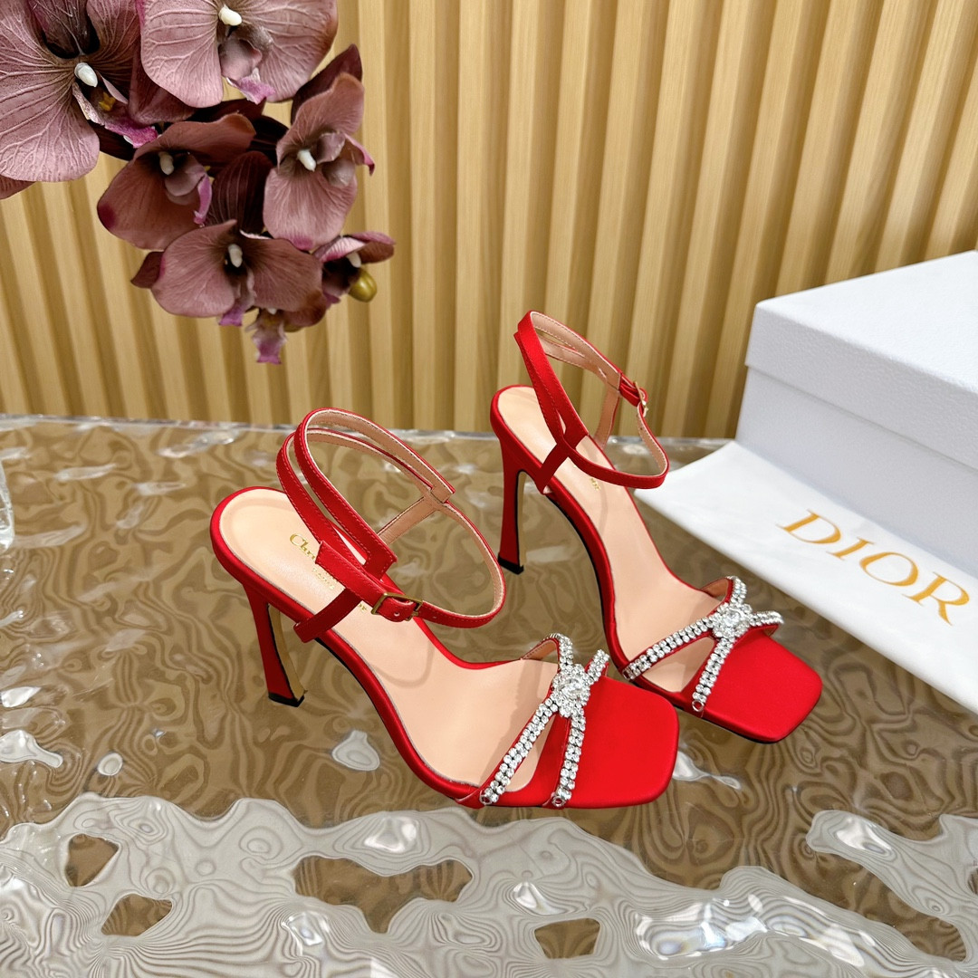 UA D10r Slingback Pump