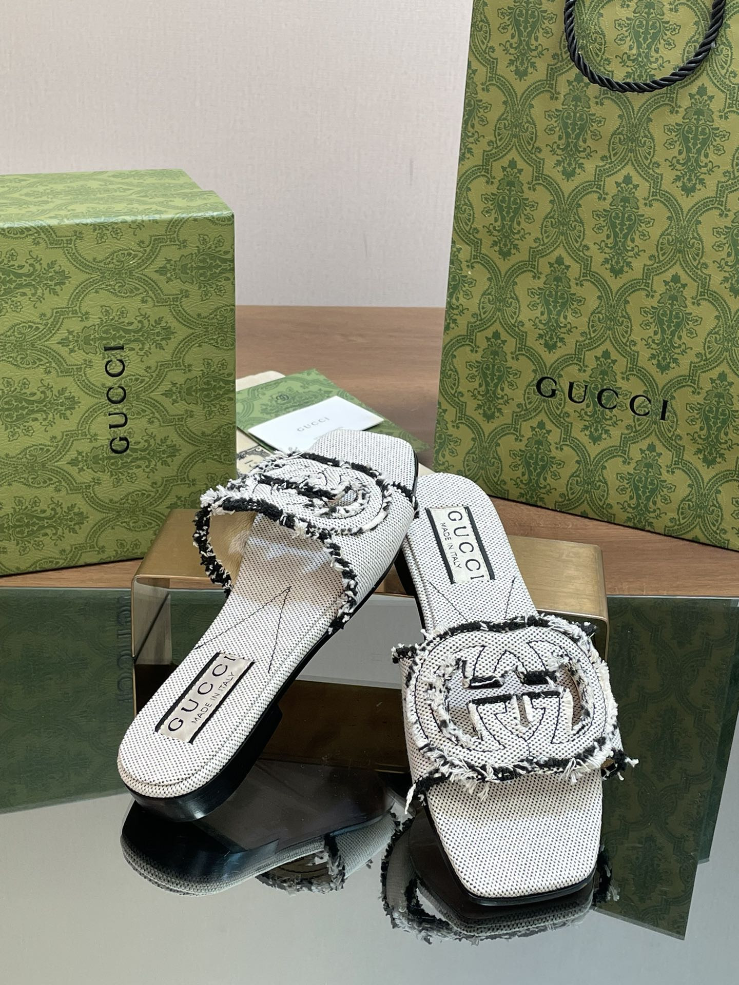 UA Gvc*1 WOMEN
