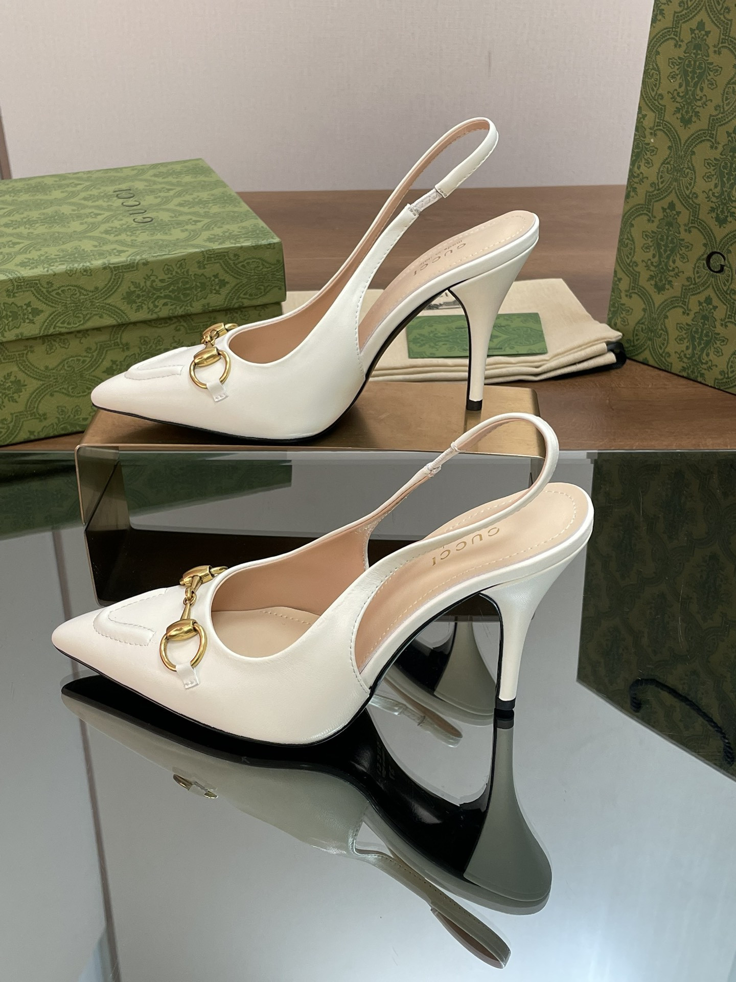 UA Gvc*1 WOMEN