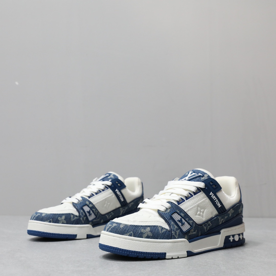 UA LV Trainer Sneaker
