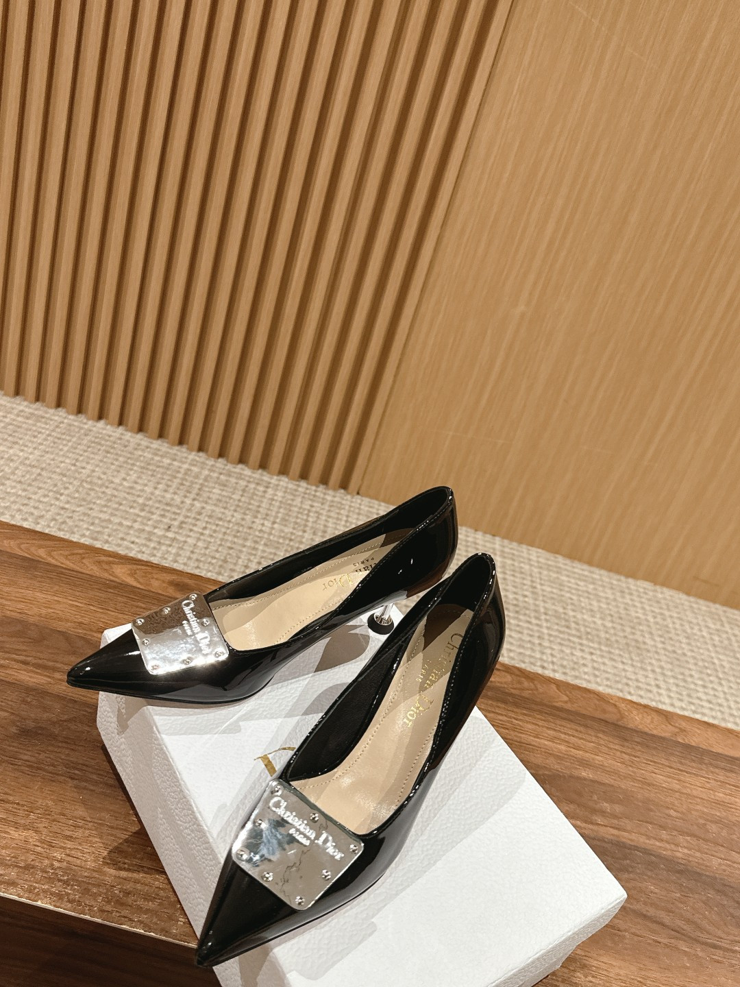 UA Chr1st1an D10r La Parusienne Pump