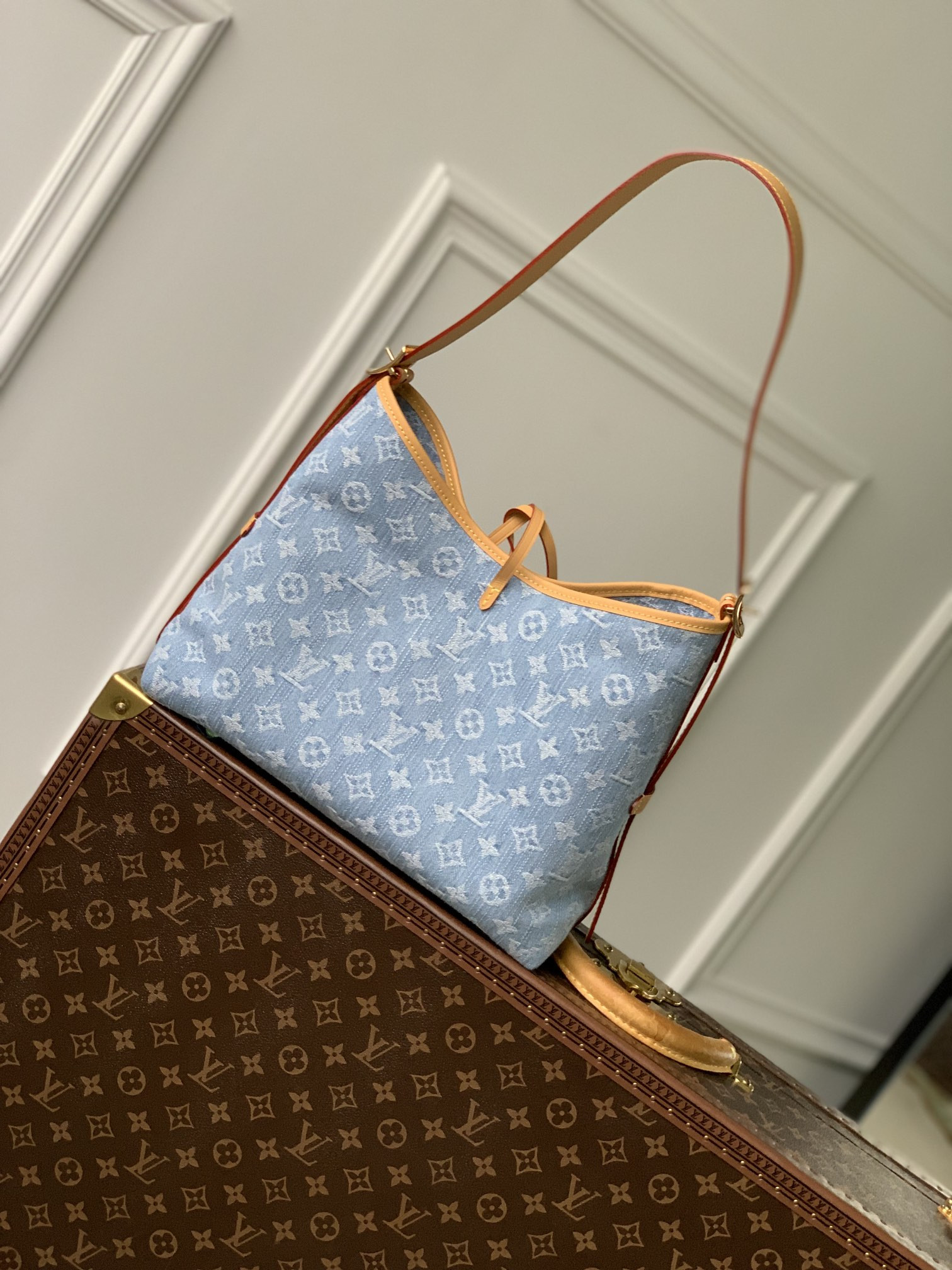 LV CarryAll PM M11462 11.4 x 9.4 x 4.7 in
