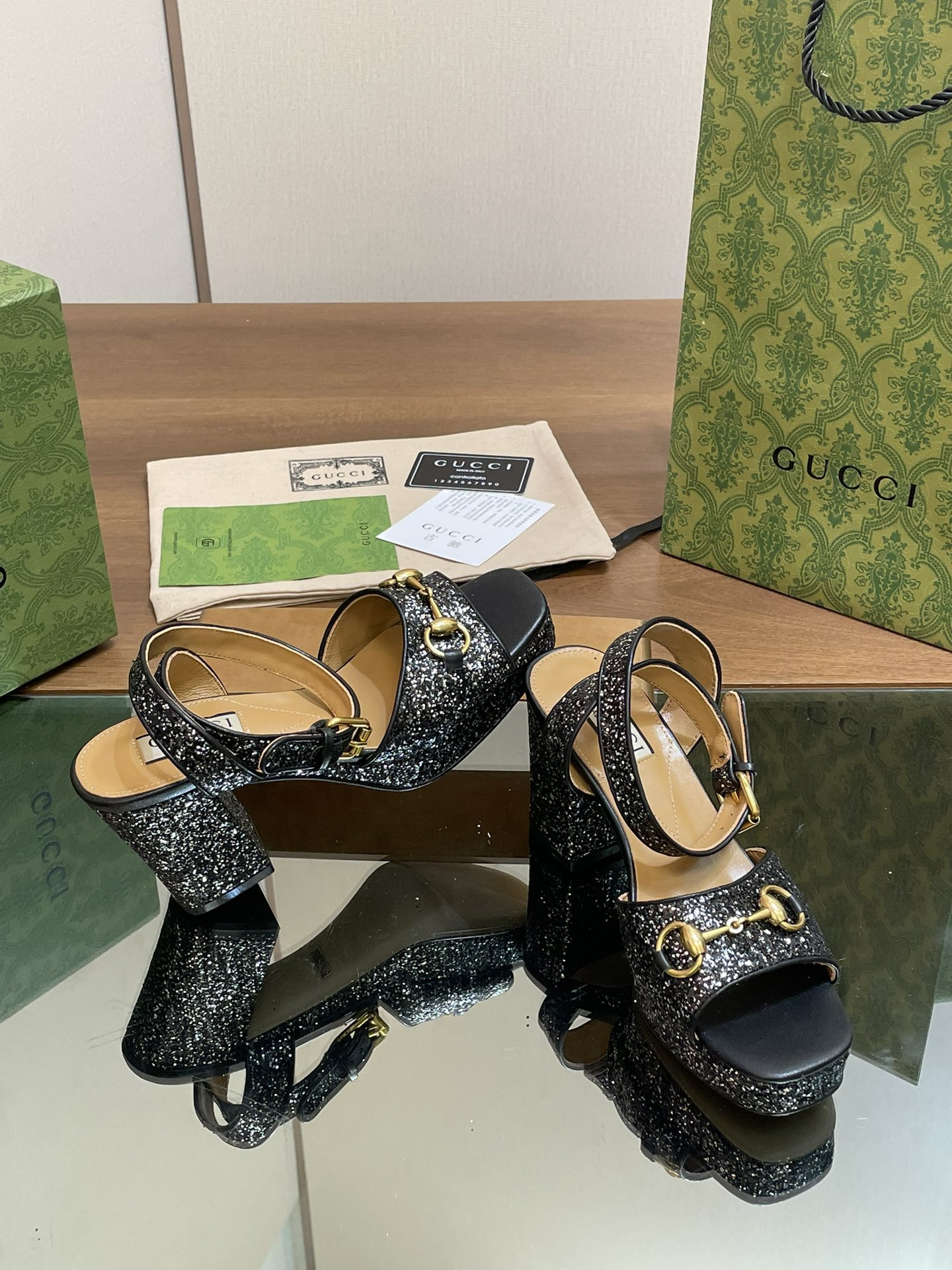 UA Gvc*1 HORSEBIT PLATFORM SANDAL