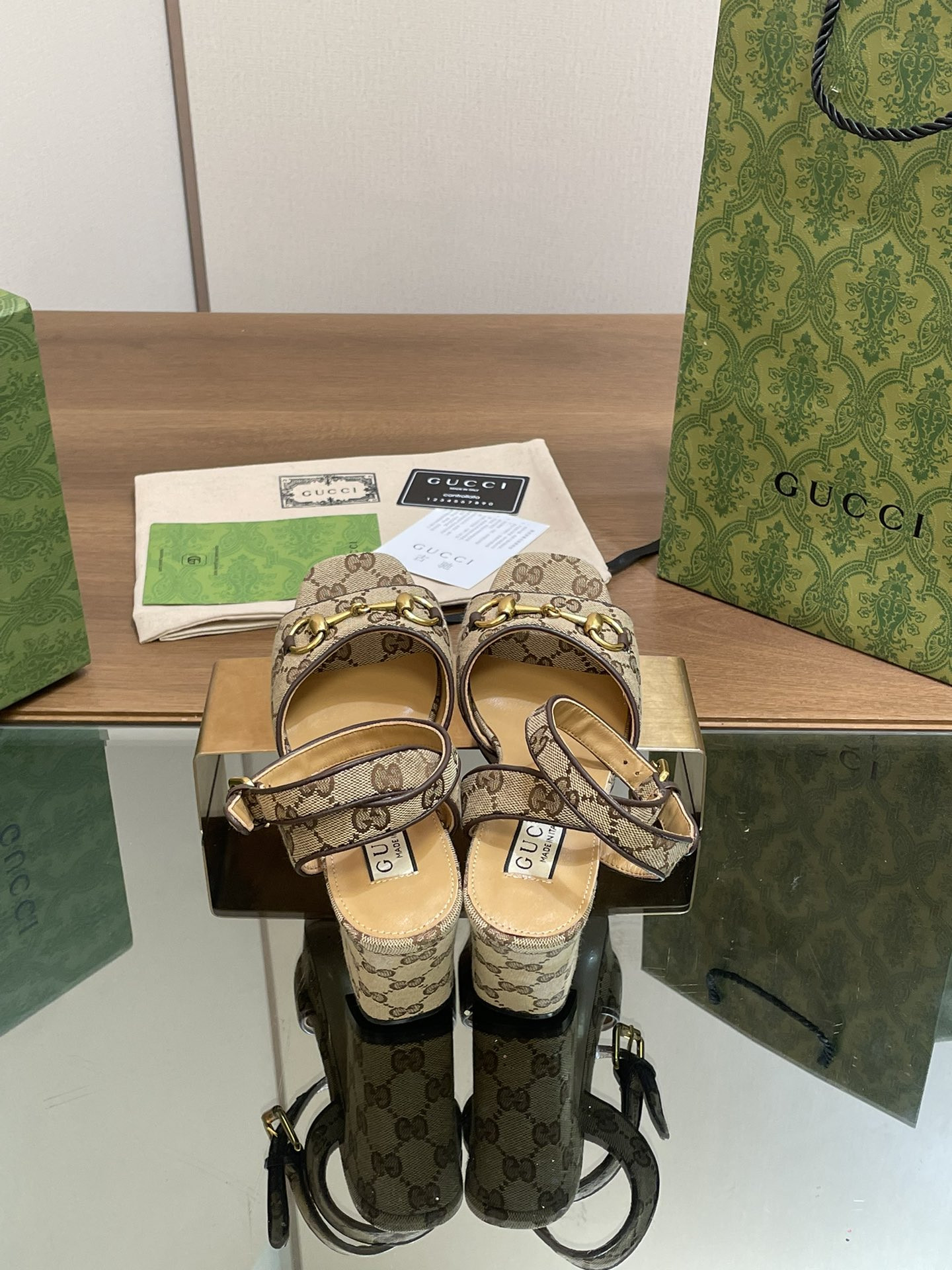 UA Gvc*1 HORSEBIT PLATFORM SANDAL