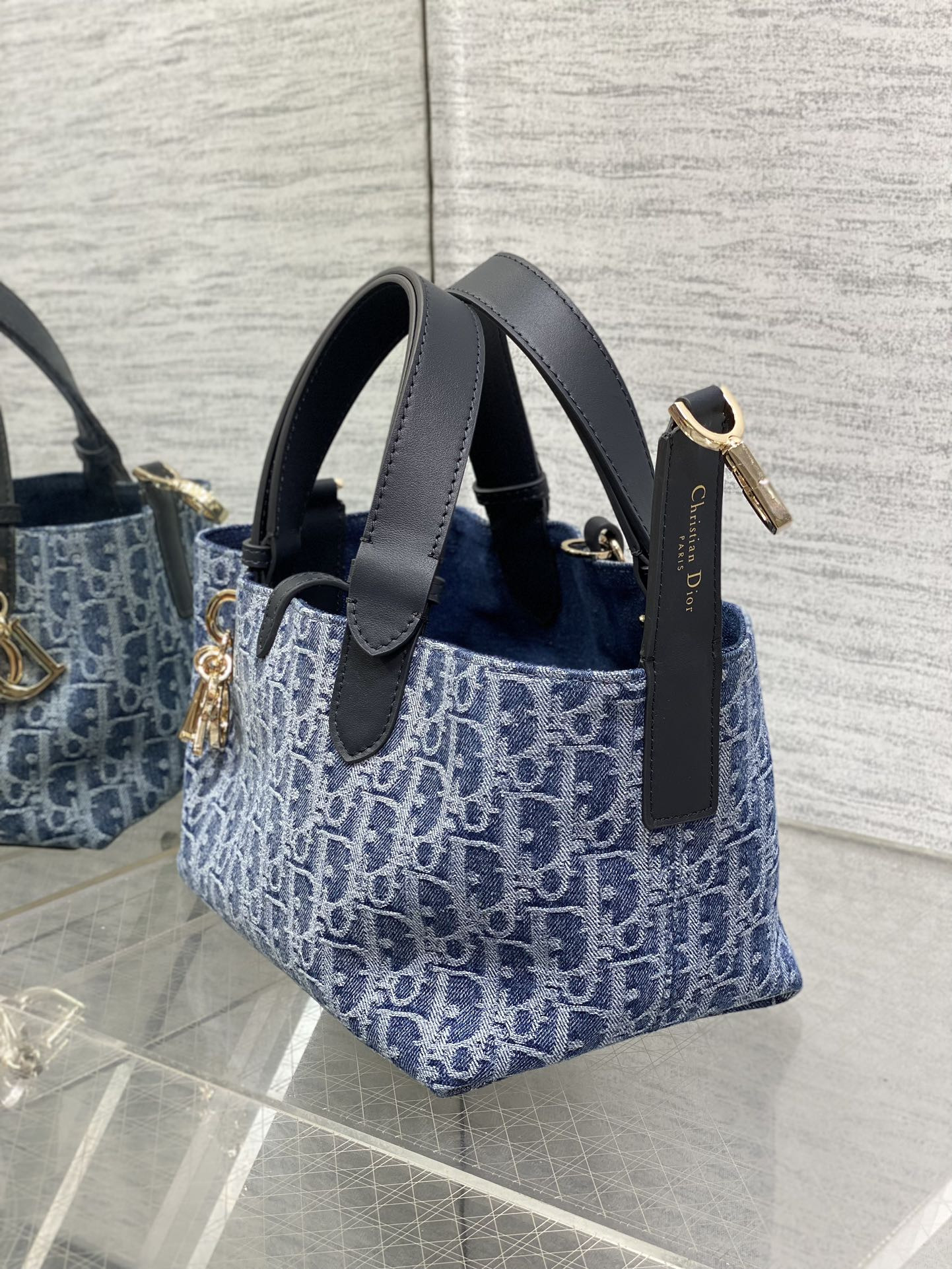 small d10r toujours bag blue De*1m d10r oblique jacquard 23 x15 x15cm
