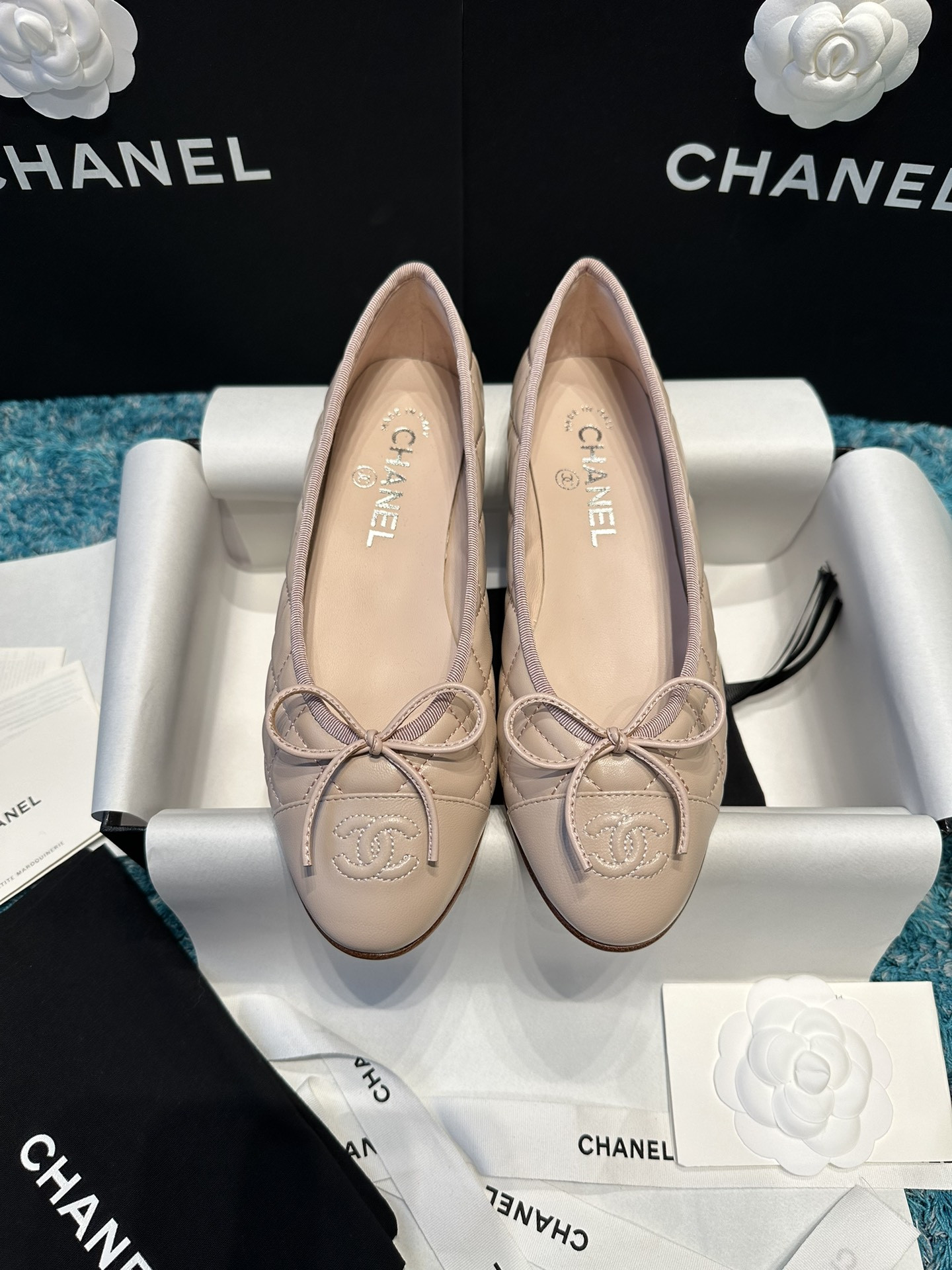 UA Ch**el BALLET FLATS