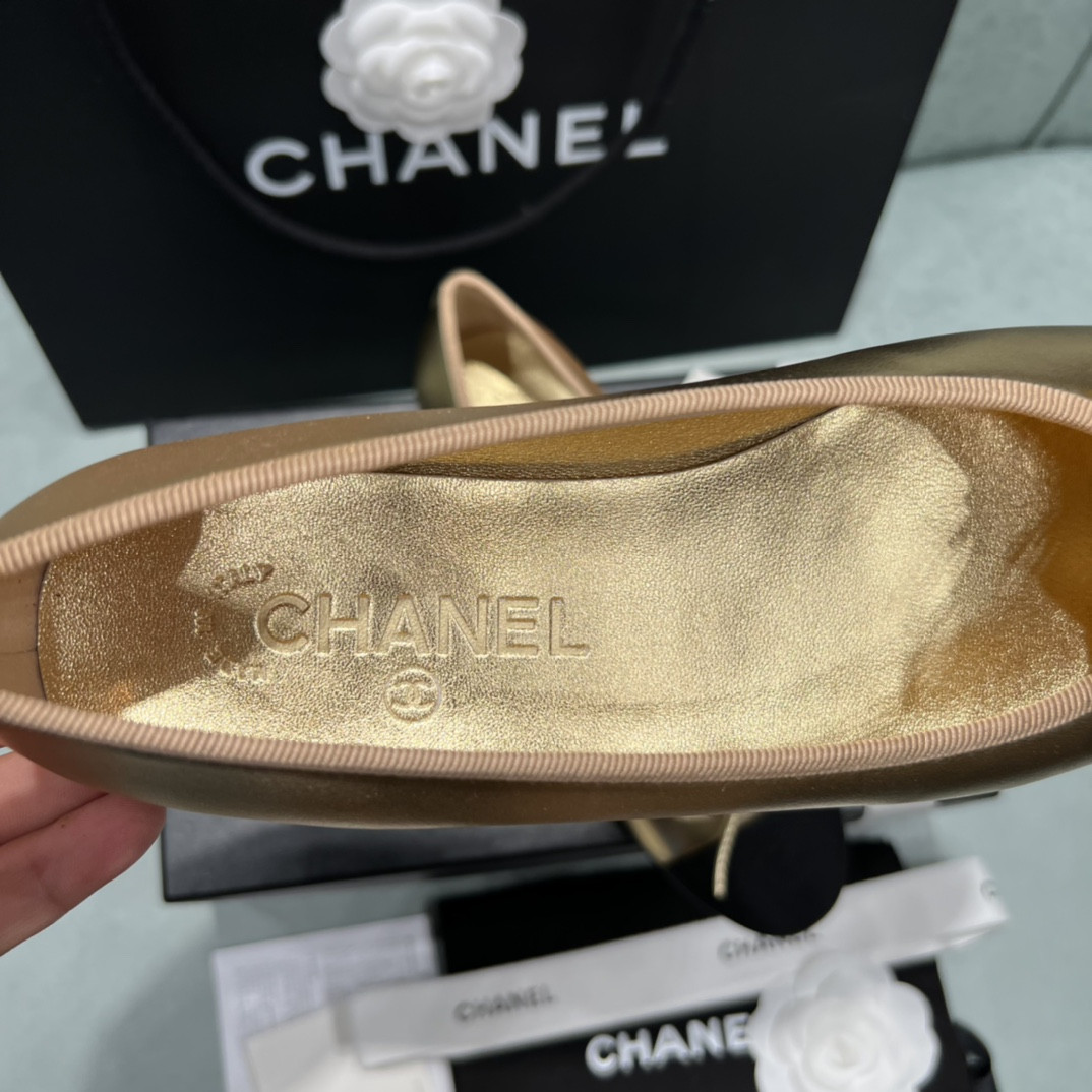 UA Ch**el BALLET FLATS