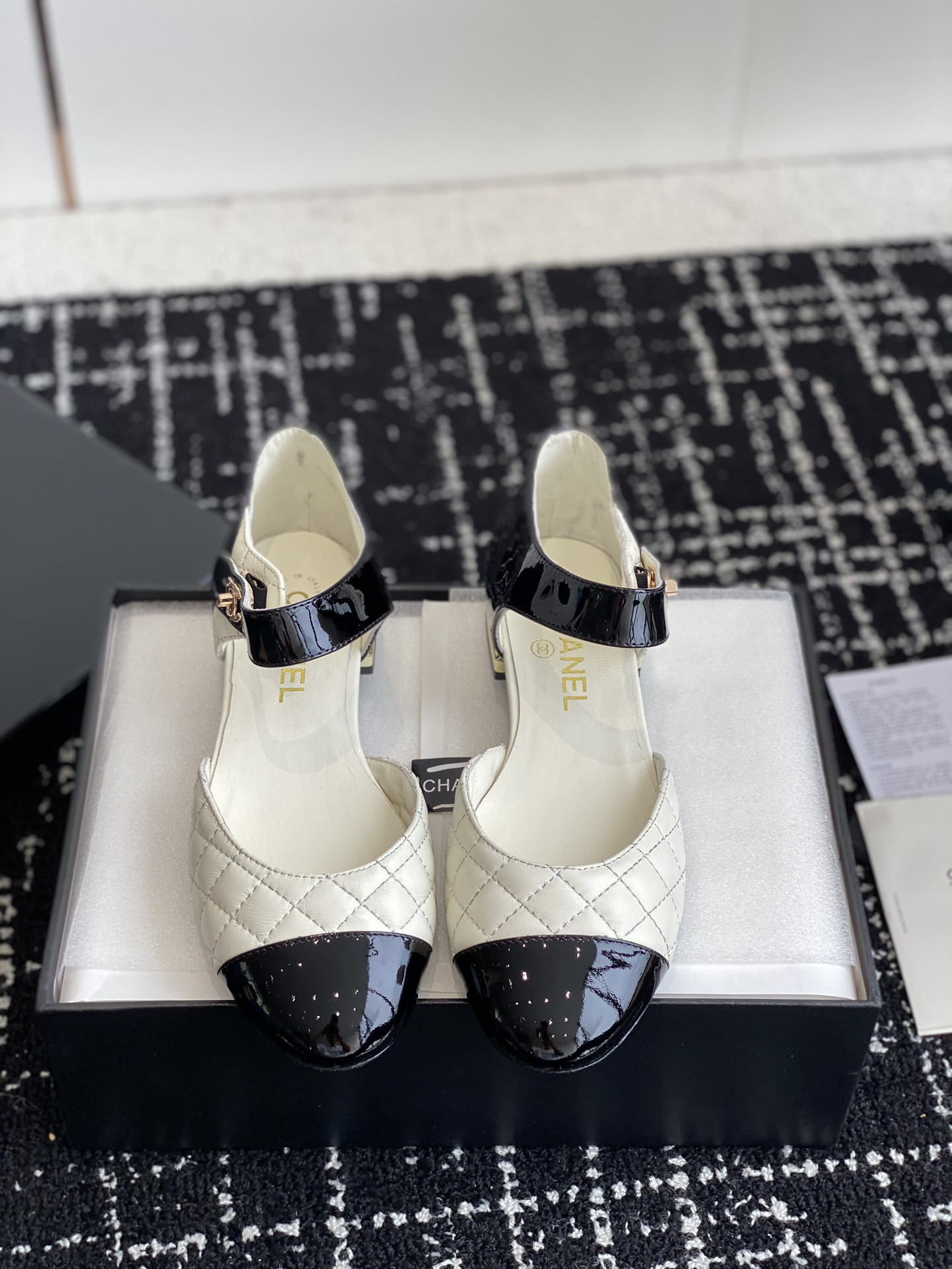 UA Ch**el MARY JANES