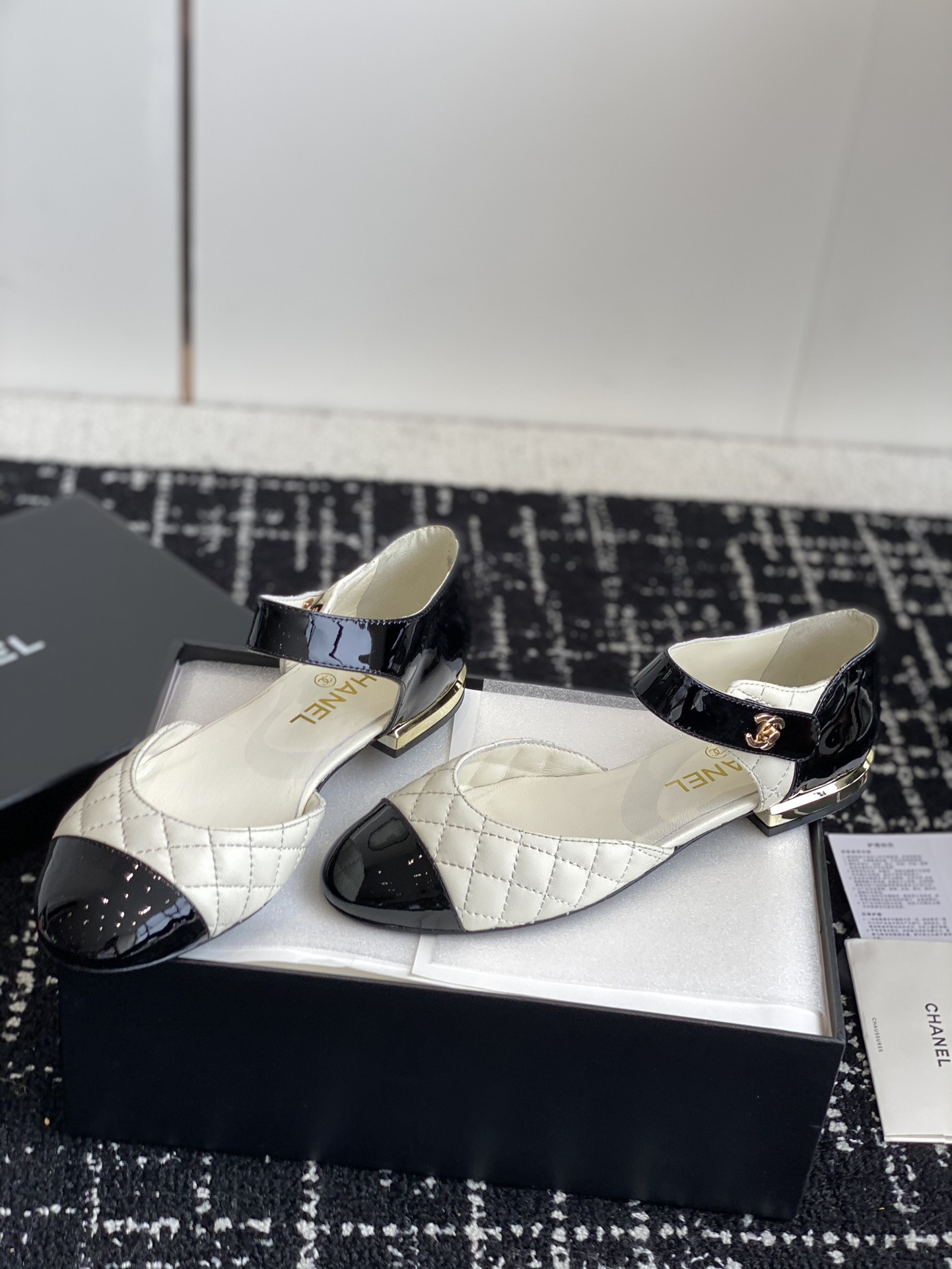 UA Ch**el MARY JANES