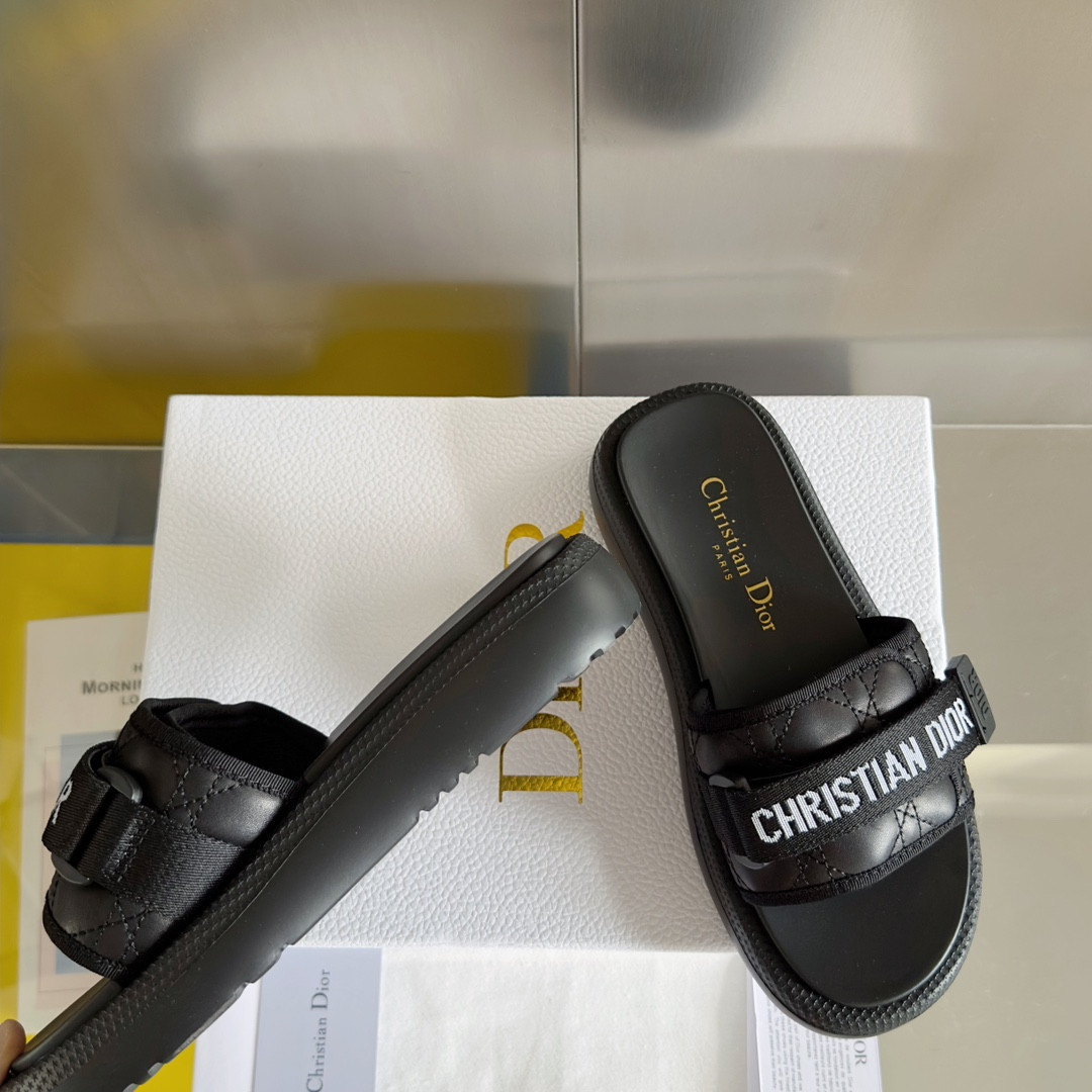 UA D10riviera Dio(r)evolution Slide Black
