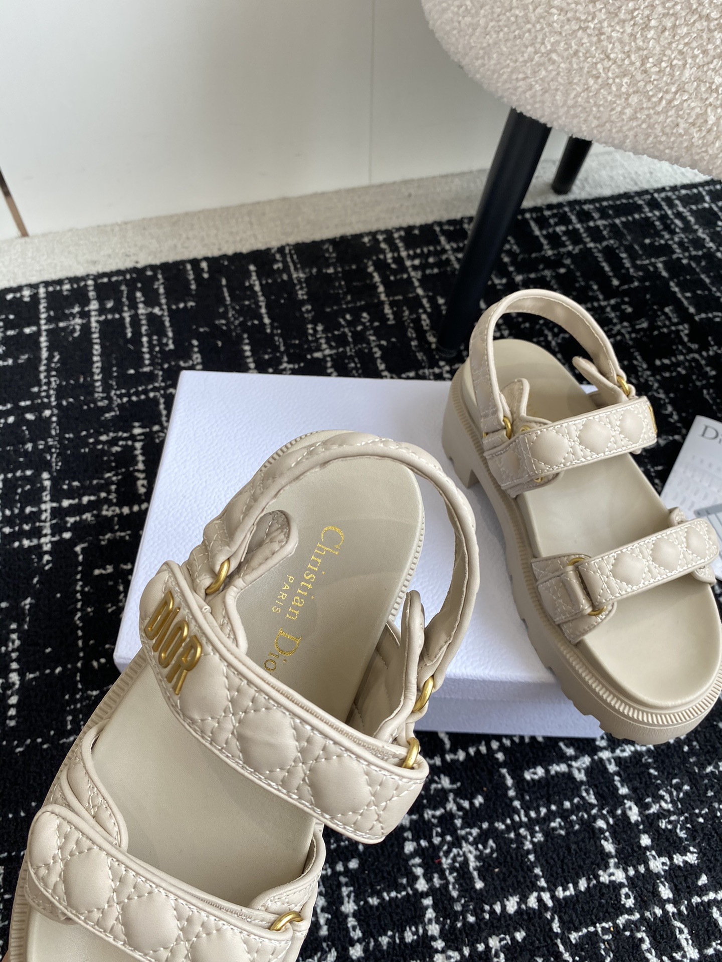 UA D10ract Platform Sandal