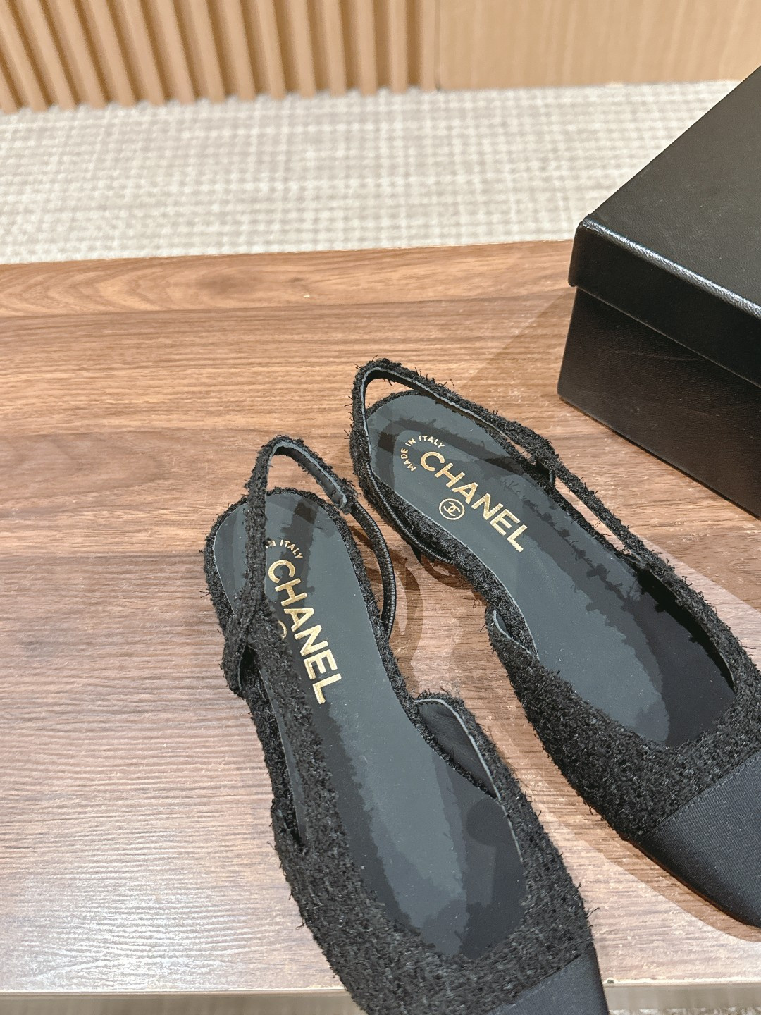 UA Ch**el SLINGBACKS FLAT