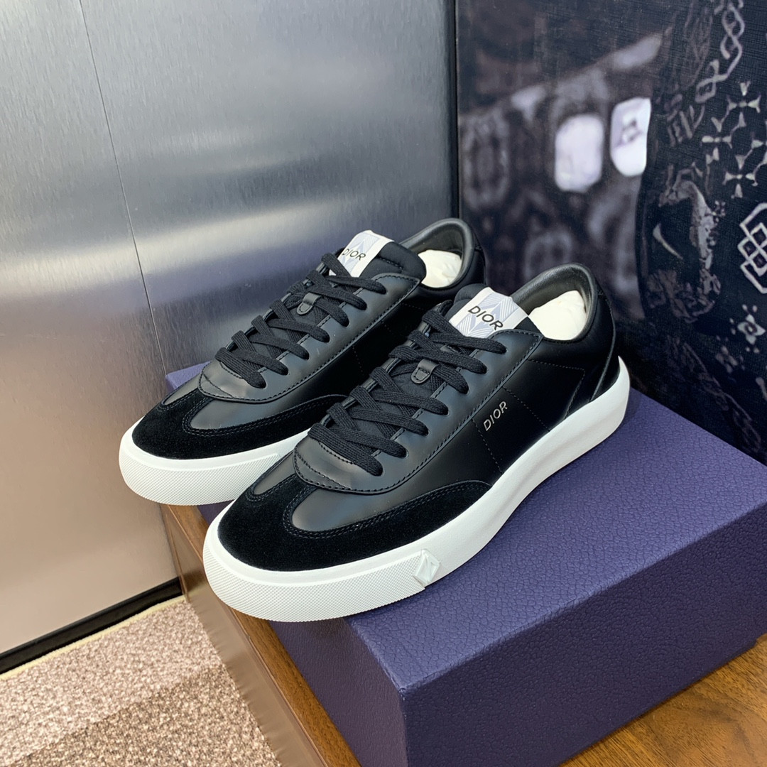UA D10r B101 Sneaker