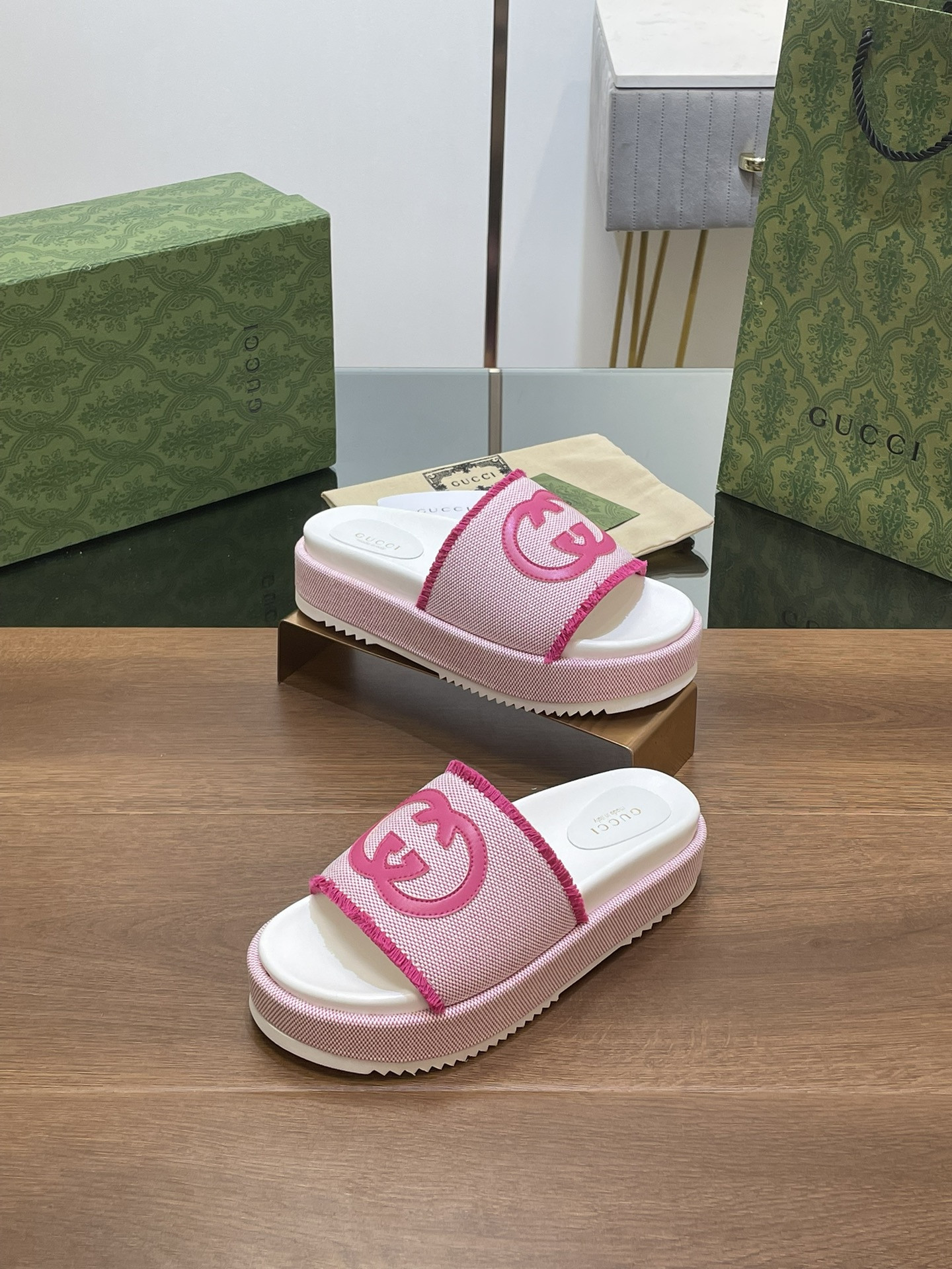 UA Gvc*1 WOMEN