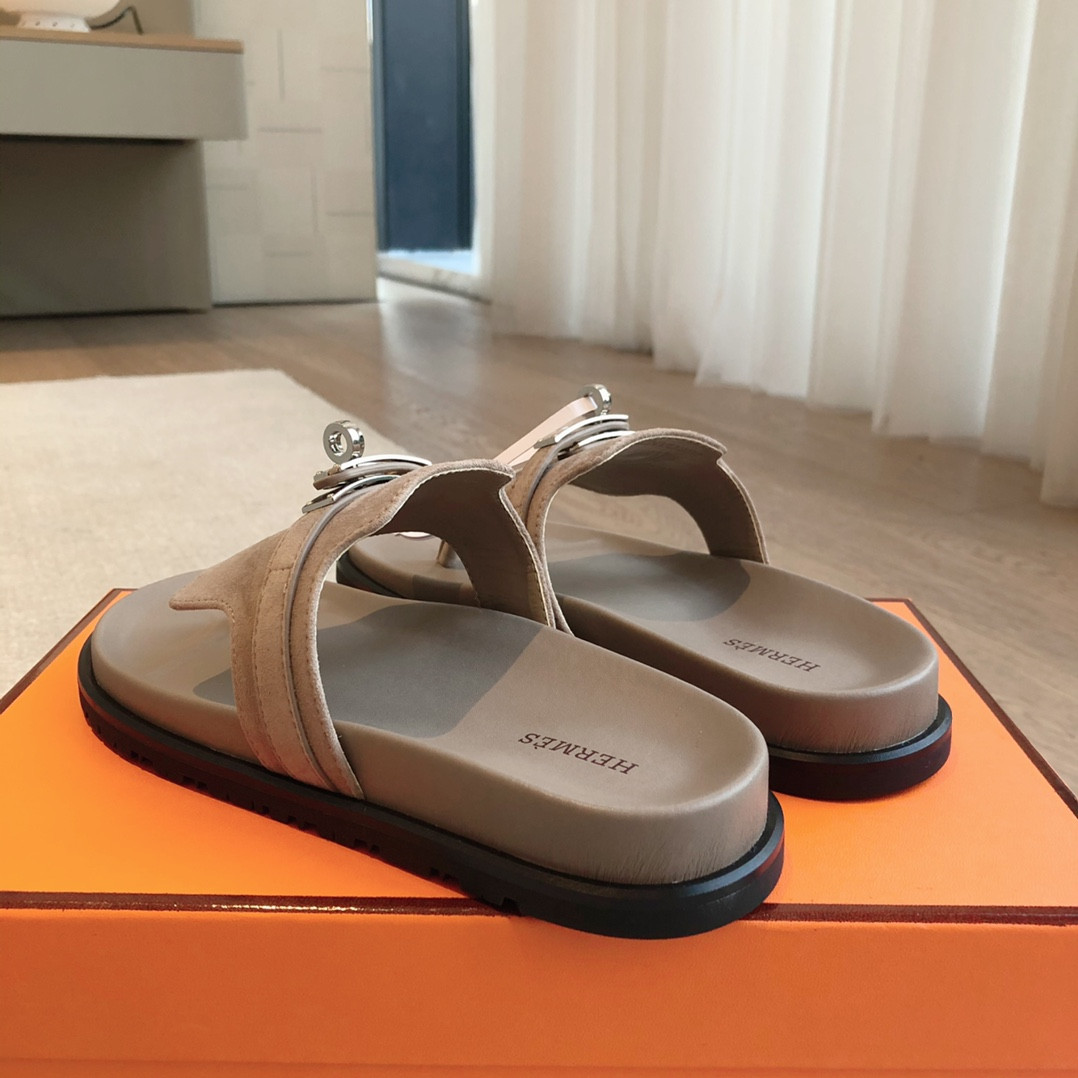 UA H**me5 Empire Sandal