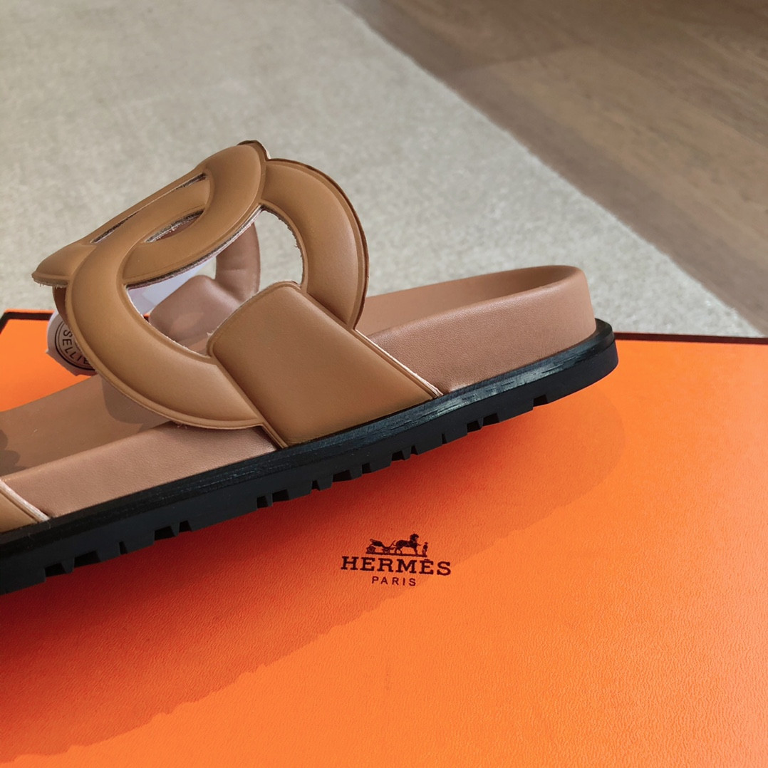 UA H**me5 Extra sandal