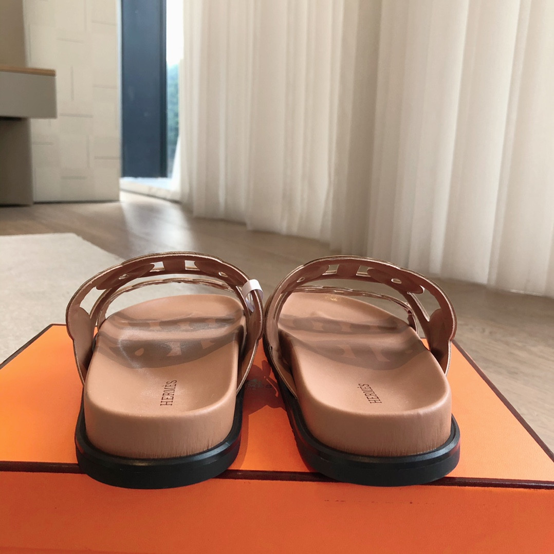 UA H**me5 Extra sandal