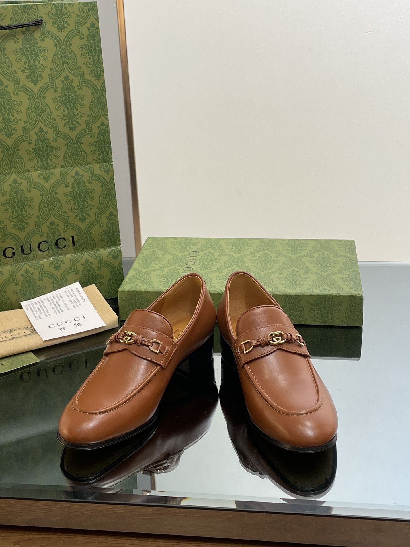 UA Gvc*1 INTERLOCKING G LOAFER