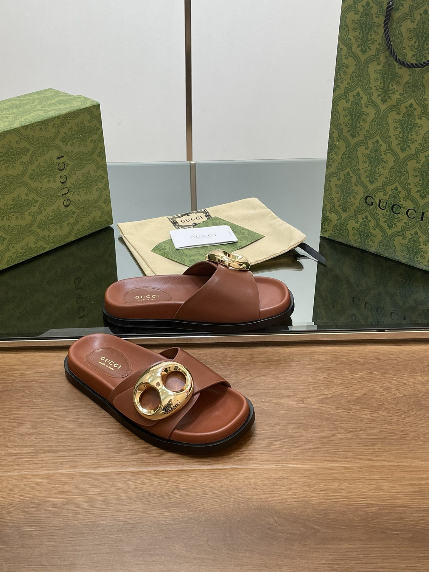 UA Gvc*1 MARINA CHAIN SLIDE SANDAL