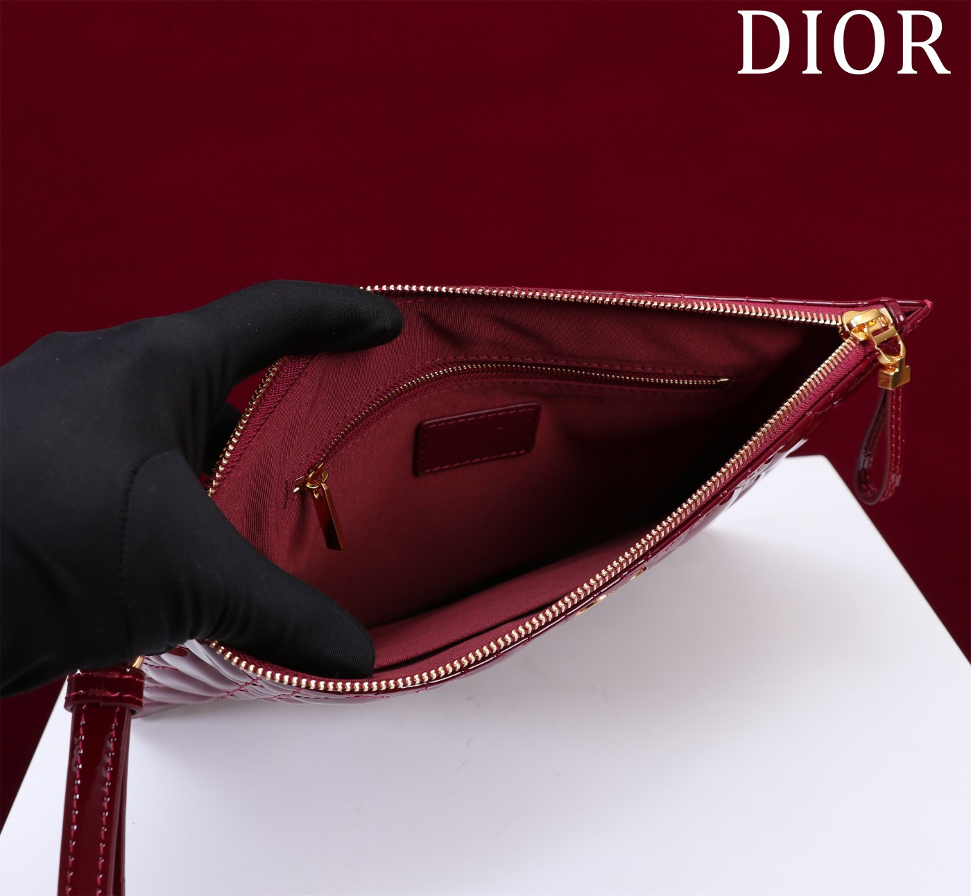 Large D10r Caro Daily Pouch 30 x 21.5 cm