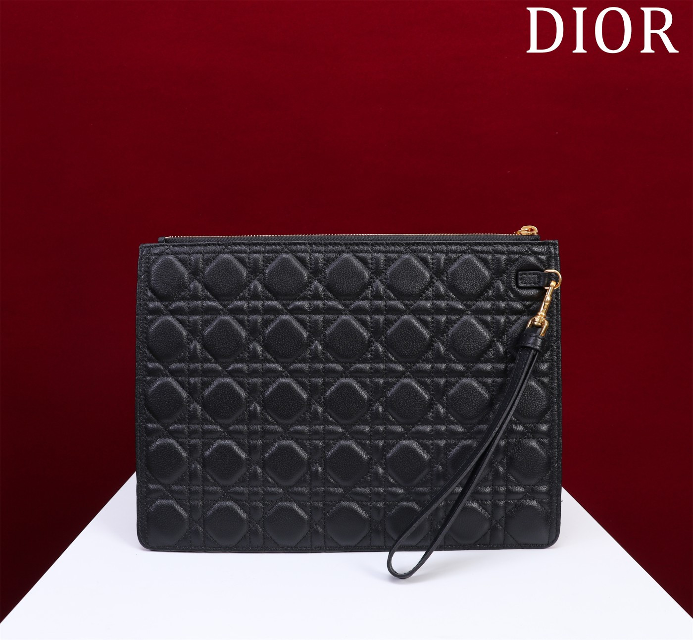 Large D10r Caro Daily Pouch 30 x 21.5 cm