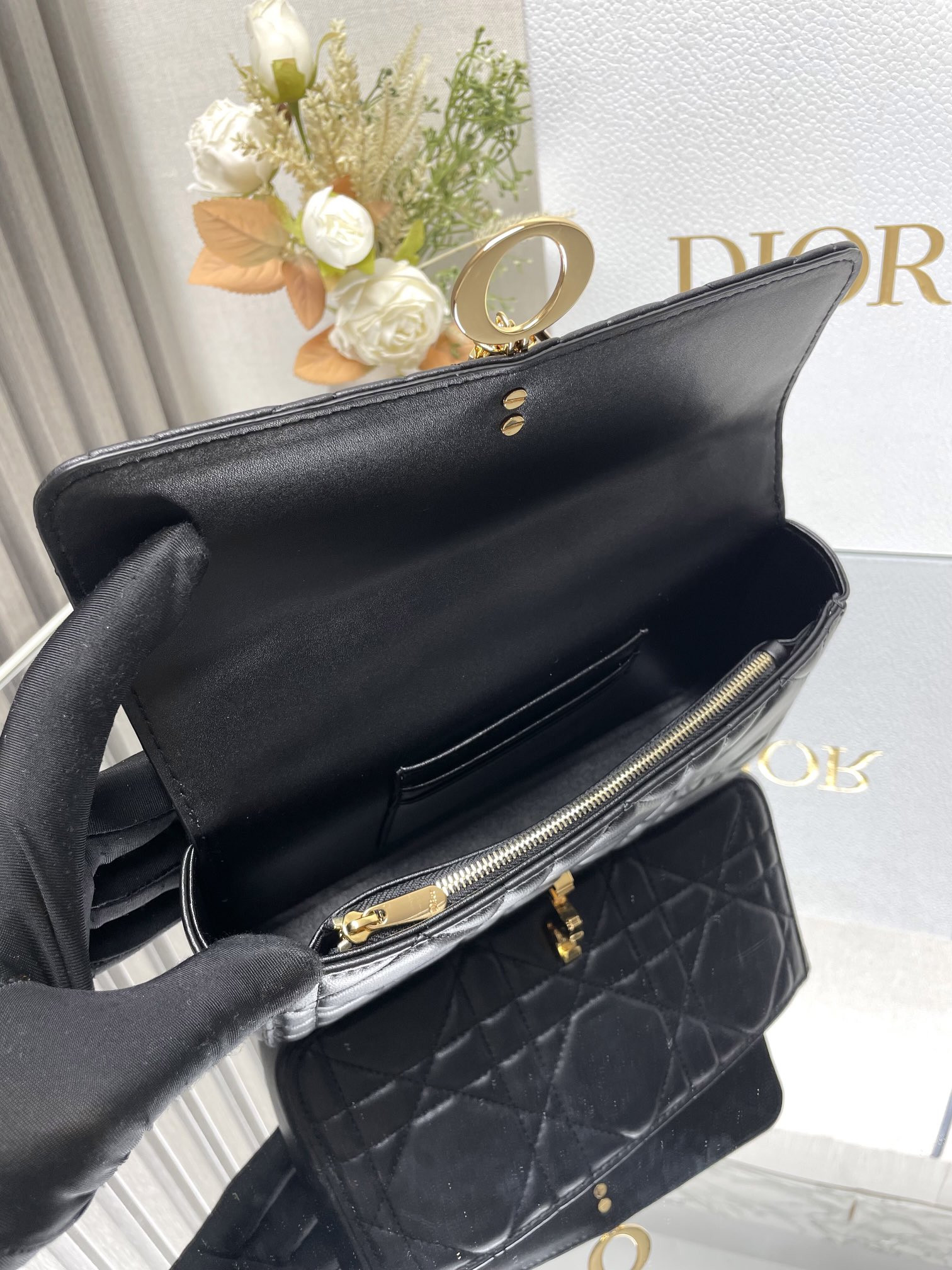 D10r Miss Daisy Mini Bag 22 x 12.5 x 4 cm