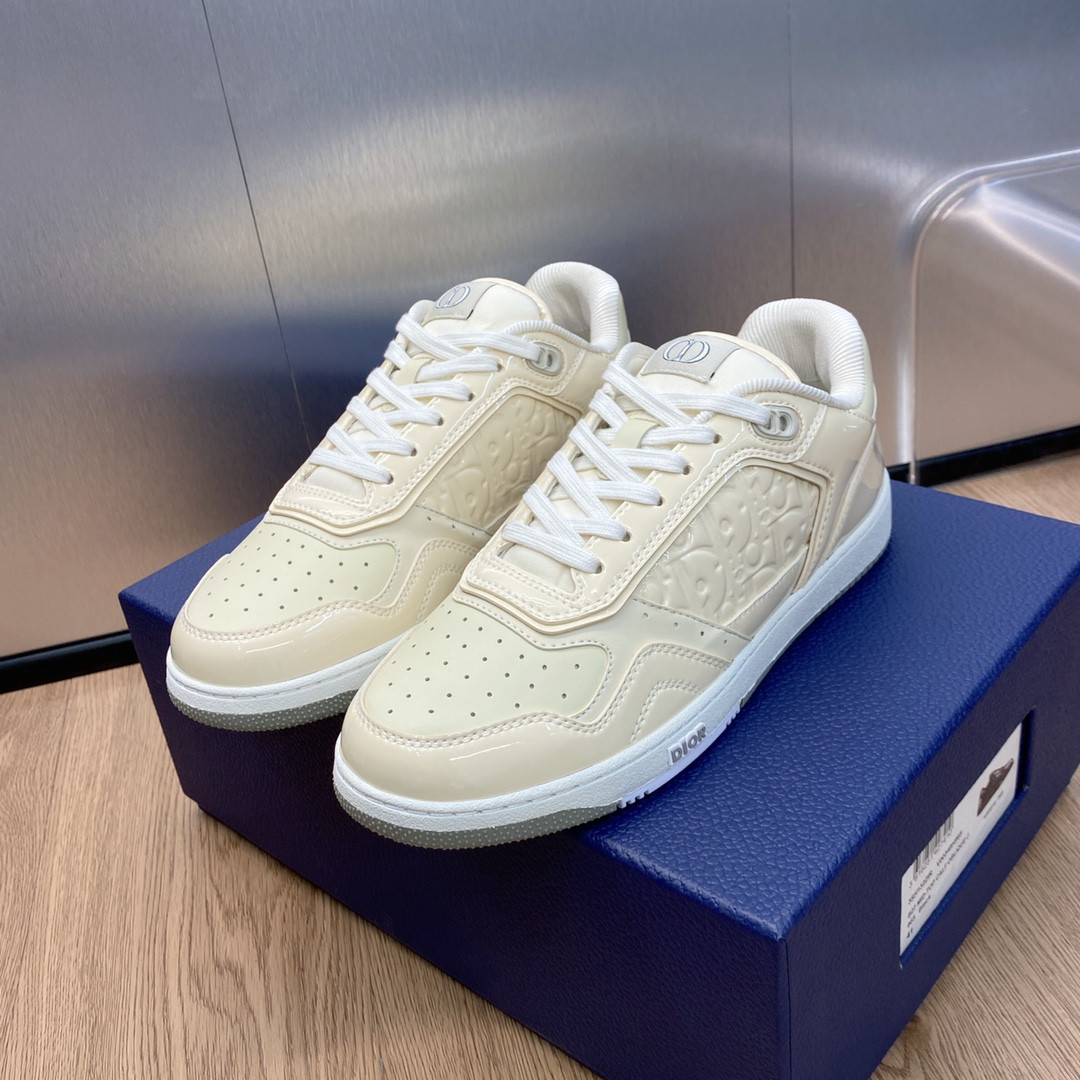UA D10r B27 Sneaker