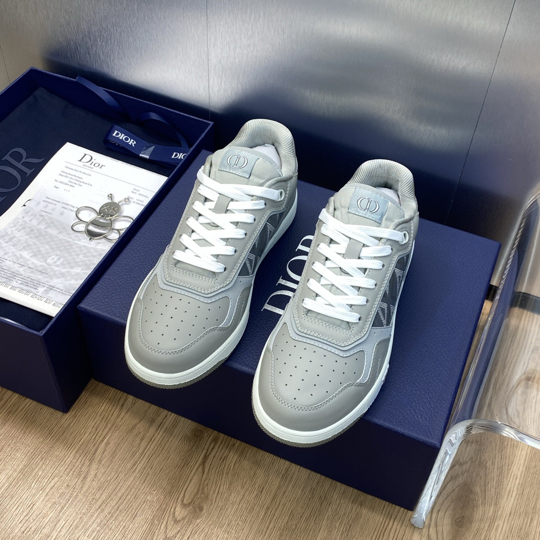UA D10r B27 Sneaker