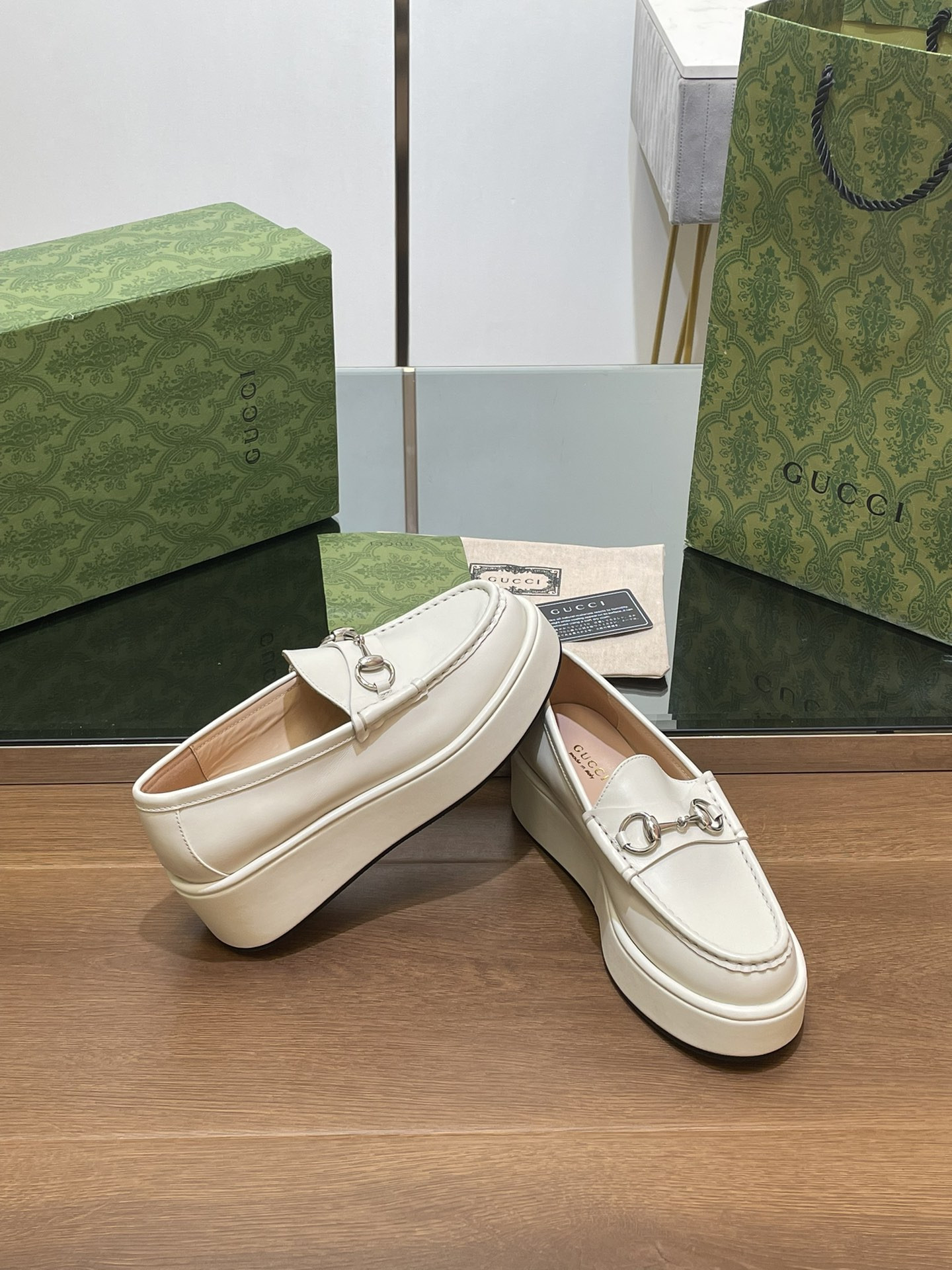 UA Gvc*1 HORSEBIT WEDGE LOAFER