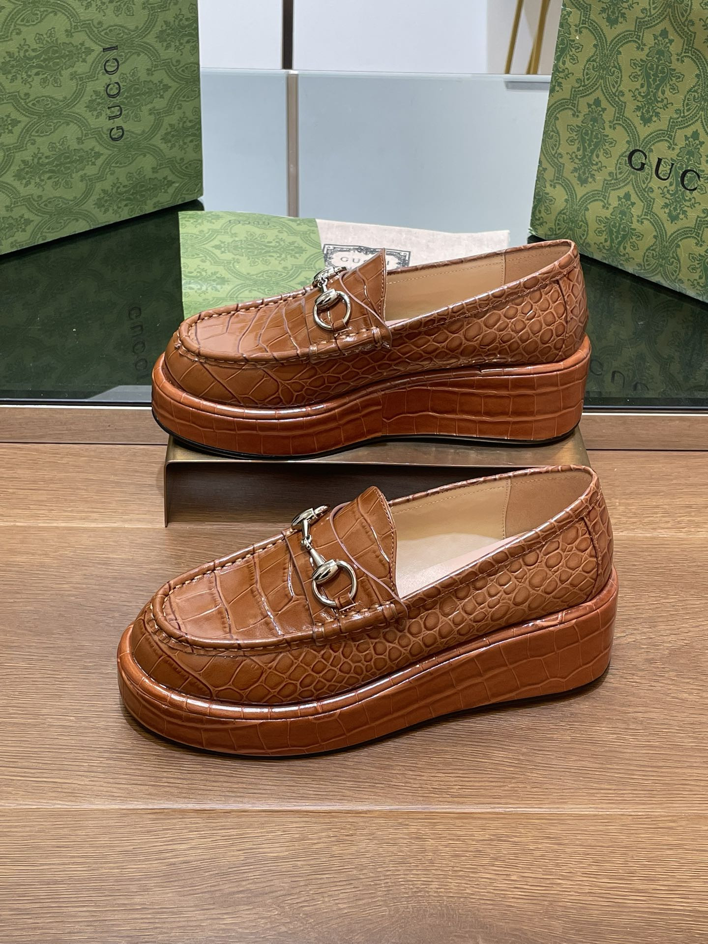 UA Gvc*1 HORSEBIT WEDGE LOAFER
