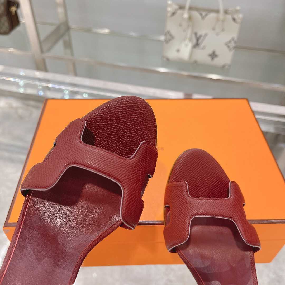 UA H**me5 Heeled Sandal