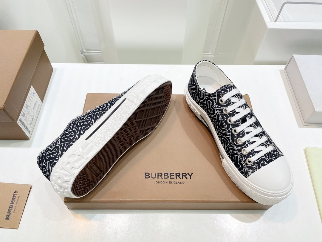 UA Bv*b*rry Sneakers