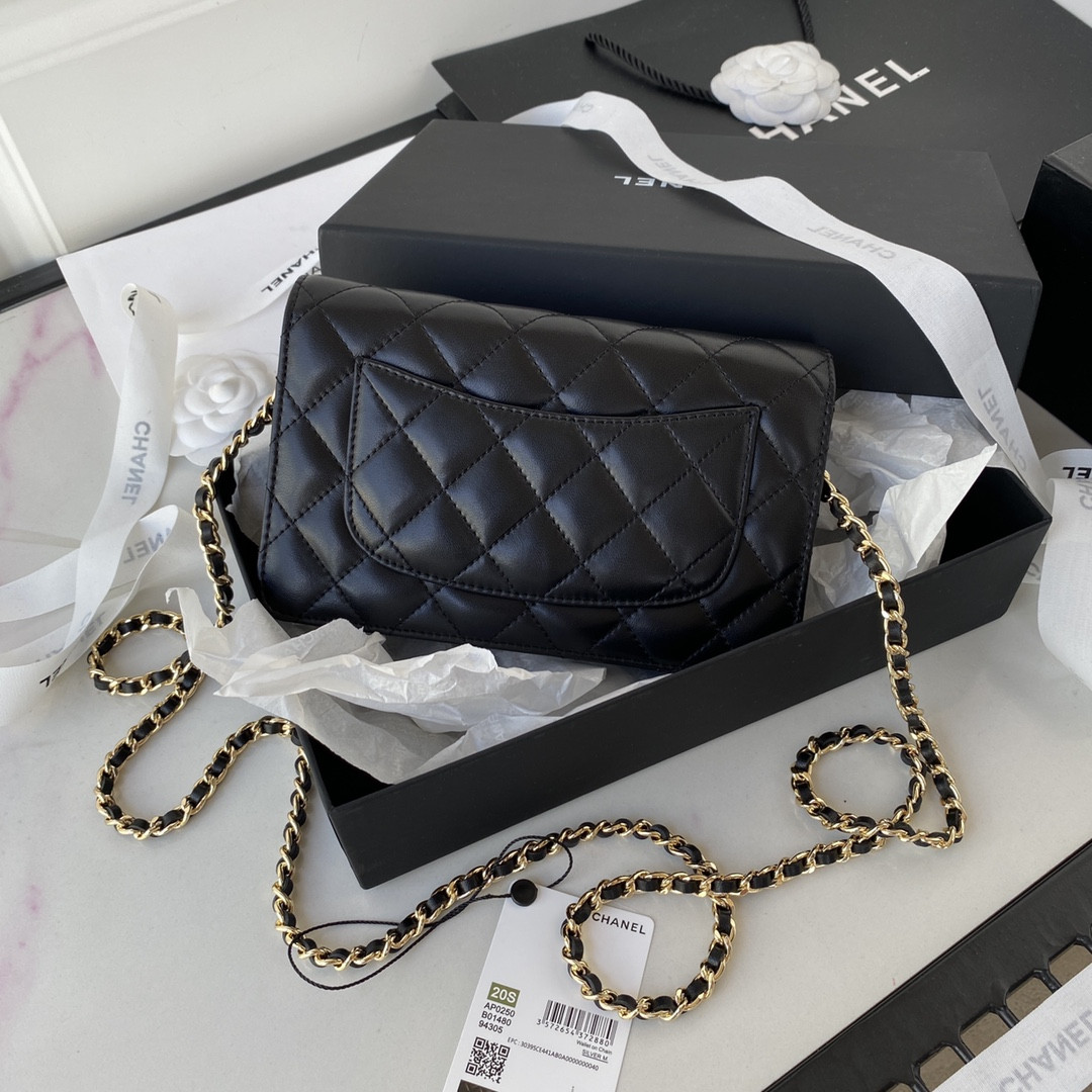 Ch**el WALLET ON CHAIN 12.3 × 19.2 × 3.5 cm
