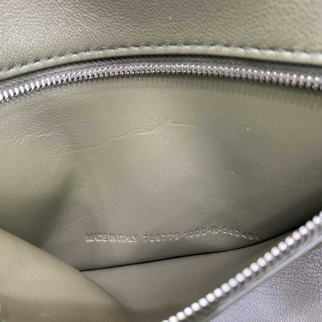 Ba1en*iaga Rodeo Small 28.9x20x9.9cm