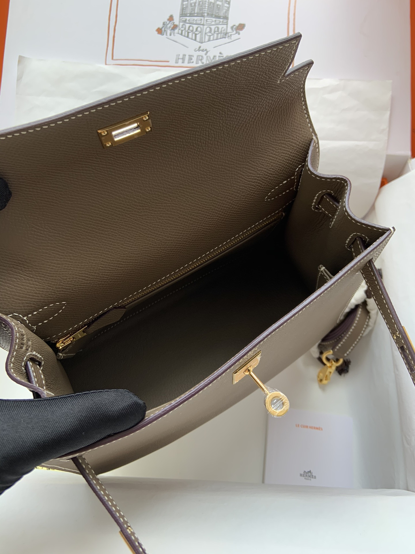 H**me5 Kelly Gold-tone Hardware 25 28
