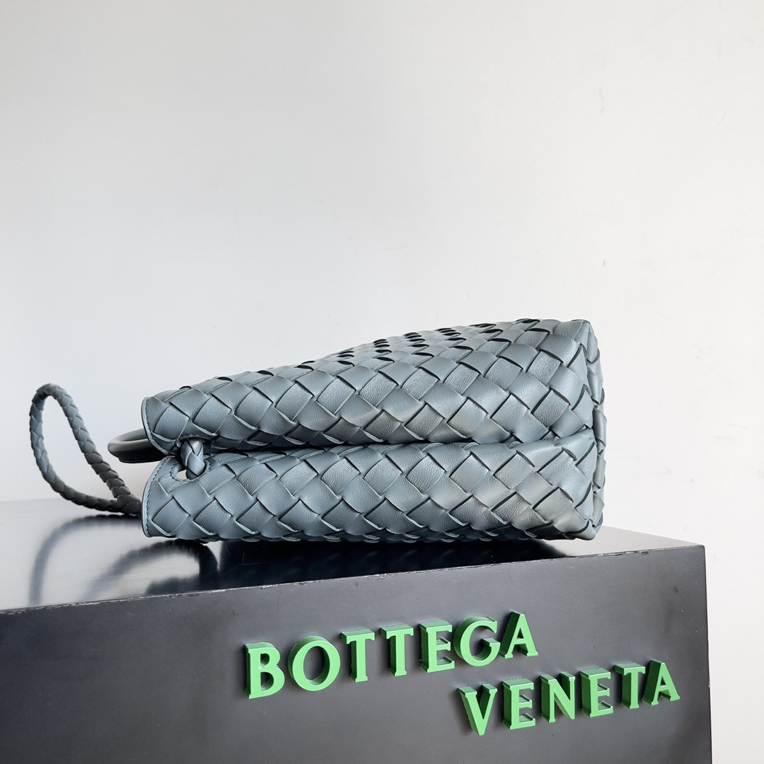 B0tt*ga Ven*ta Medium Andiamo 32x25x11CM