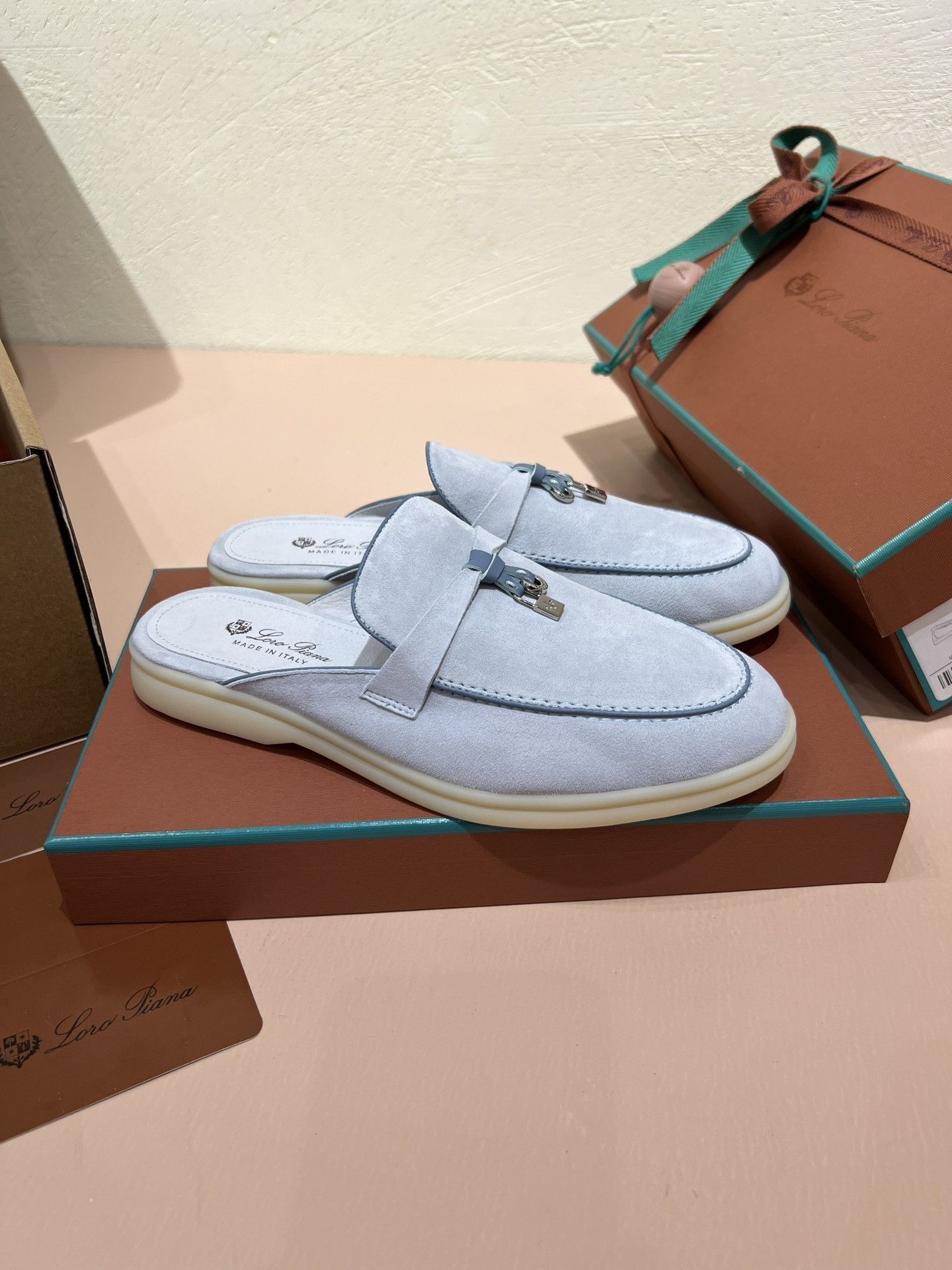 UA L0r0 P1ana Babouche Charms Walk Loafers
