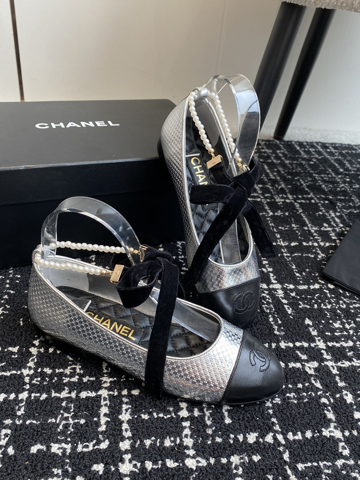UA Ch**el MARY JANES