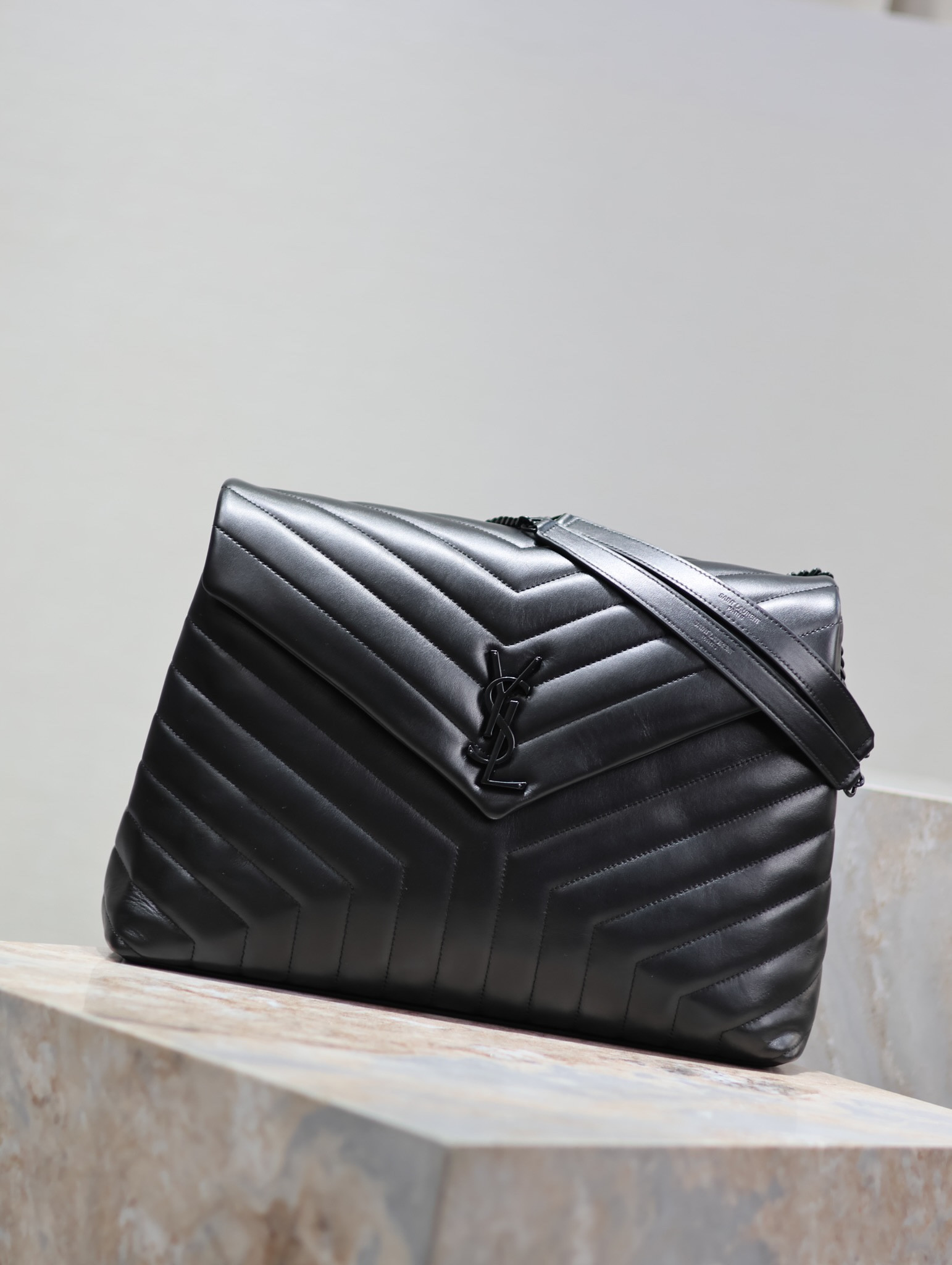 Y51 LouLou 36×27×14cm
