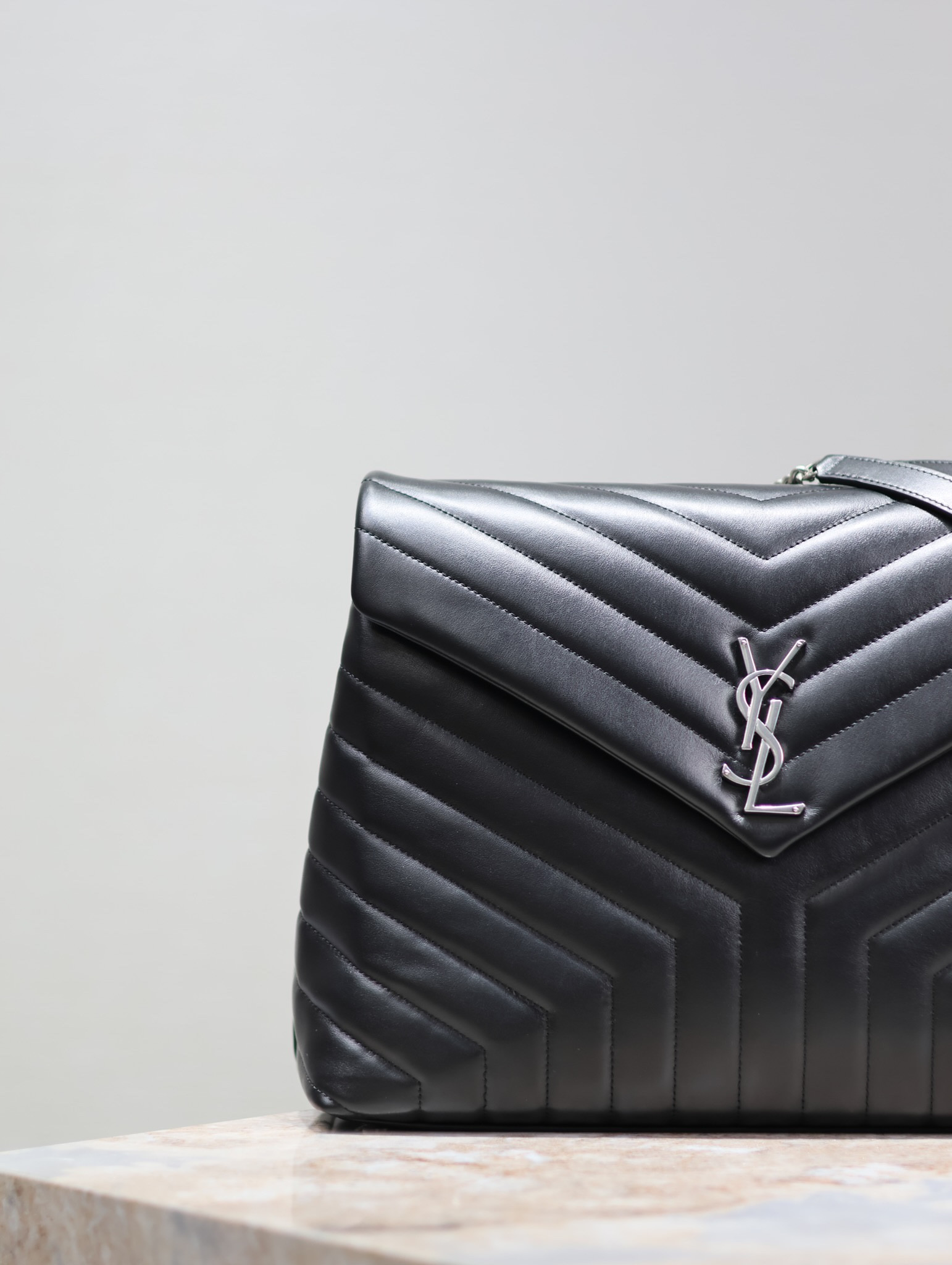 Y51 LouLou 36×27×14cm