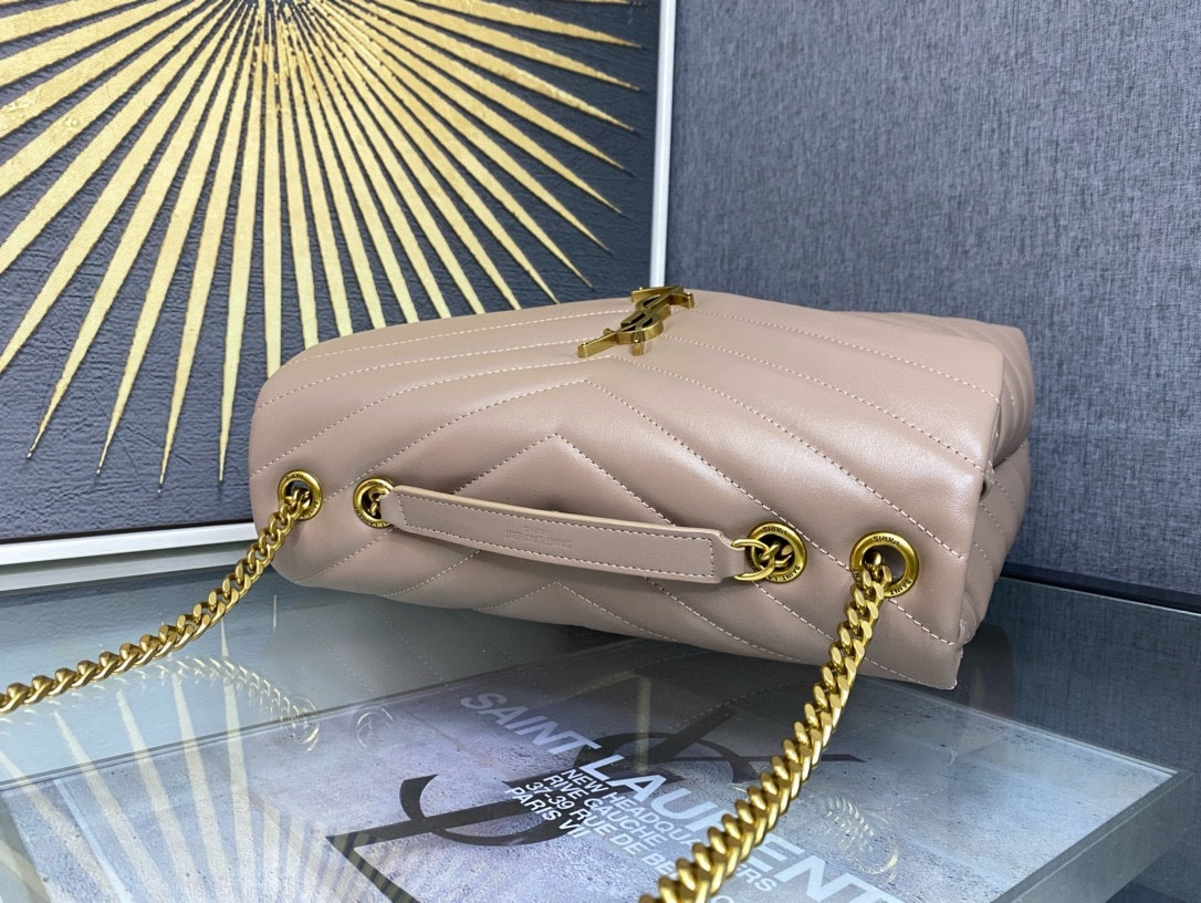 Y51 LOULOU QUILTED LEATHER 32x22x9cm