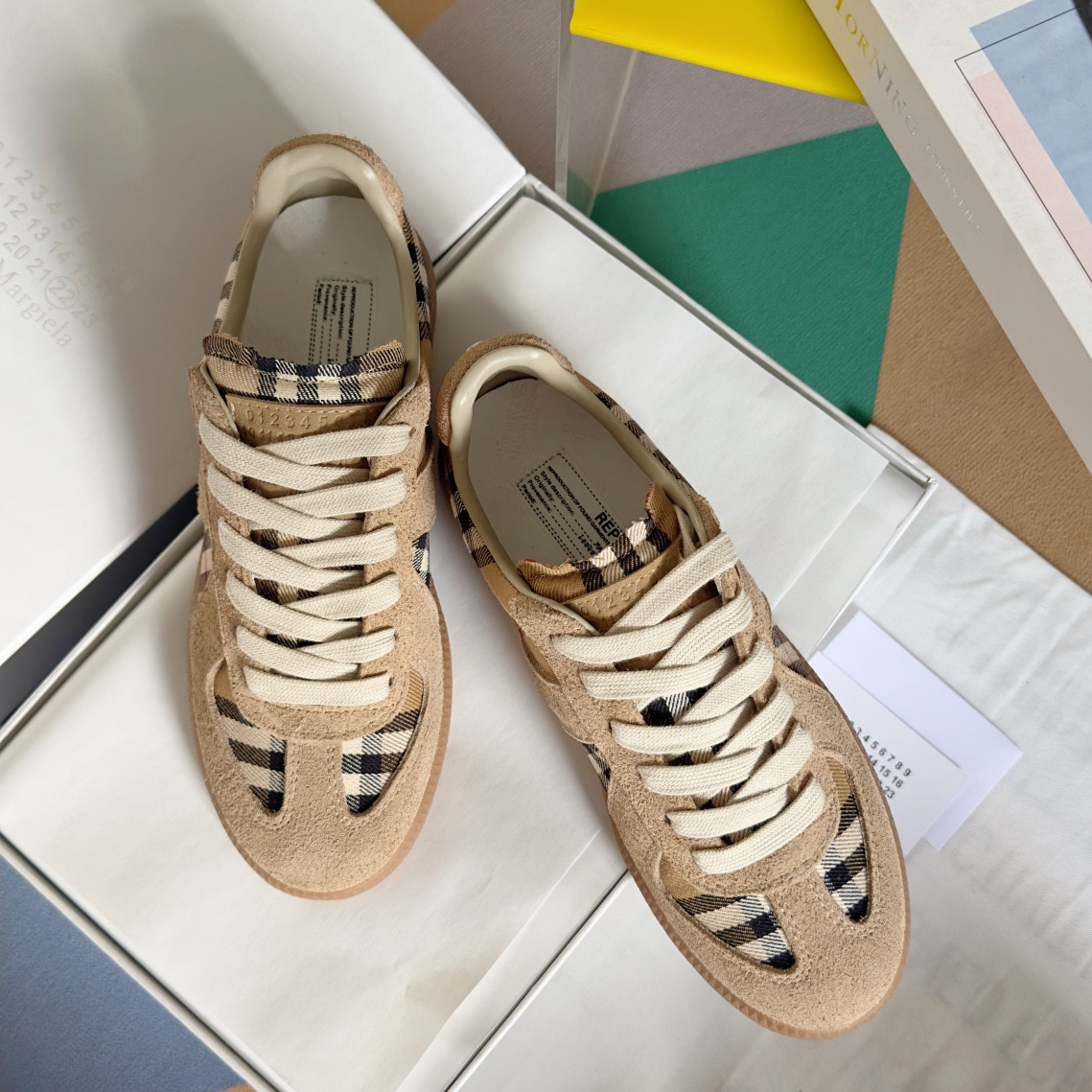UA Ma1s0n Marg*e1a MM6 Sneakers