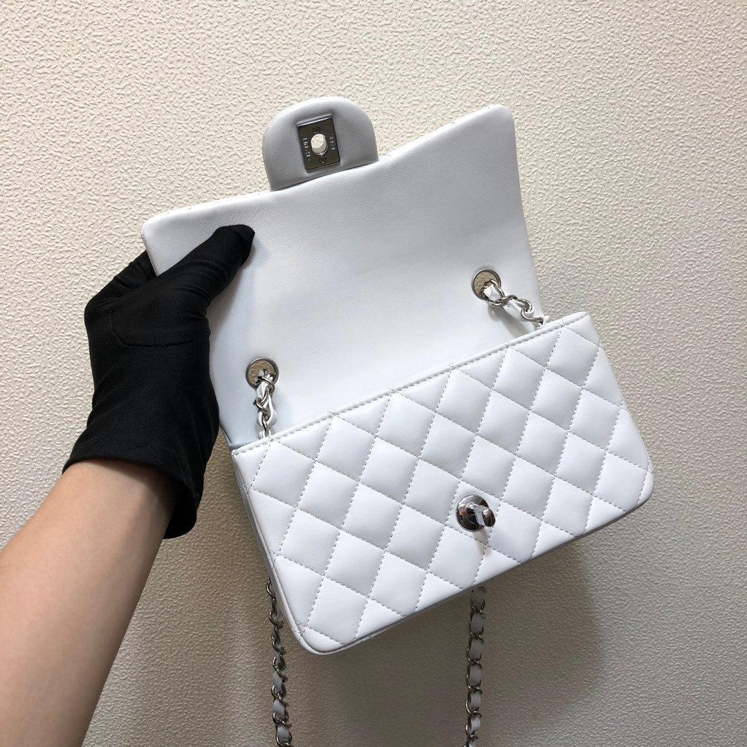Ch**el MINI FLAP BAG white 12 × 20 × 6 cm